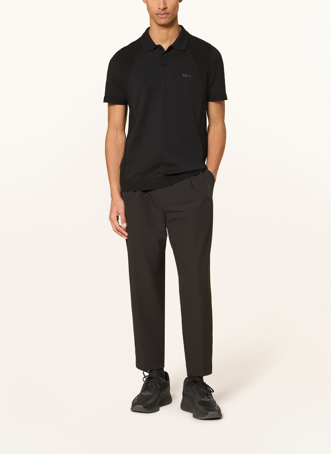 BOSS Strick-Poloshirt MOMENTUM LITE Regular Fit: SCHWARZ