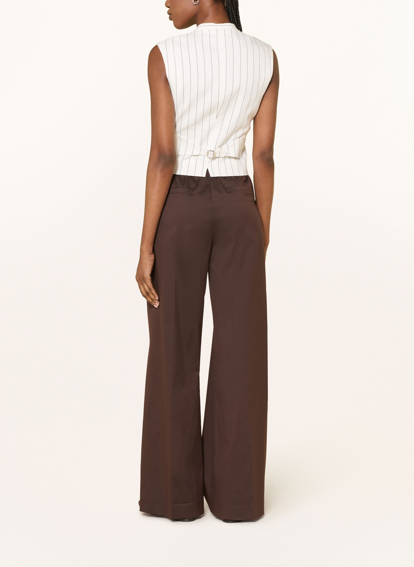 windsor. Sako bez rukávů s lněným vzorem: KRÉMOVÁ / ČERNÁ