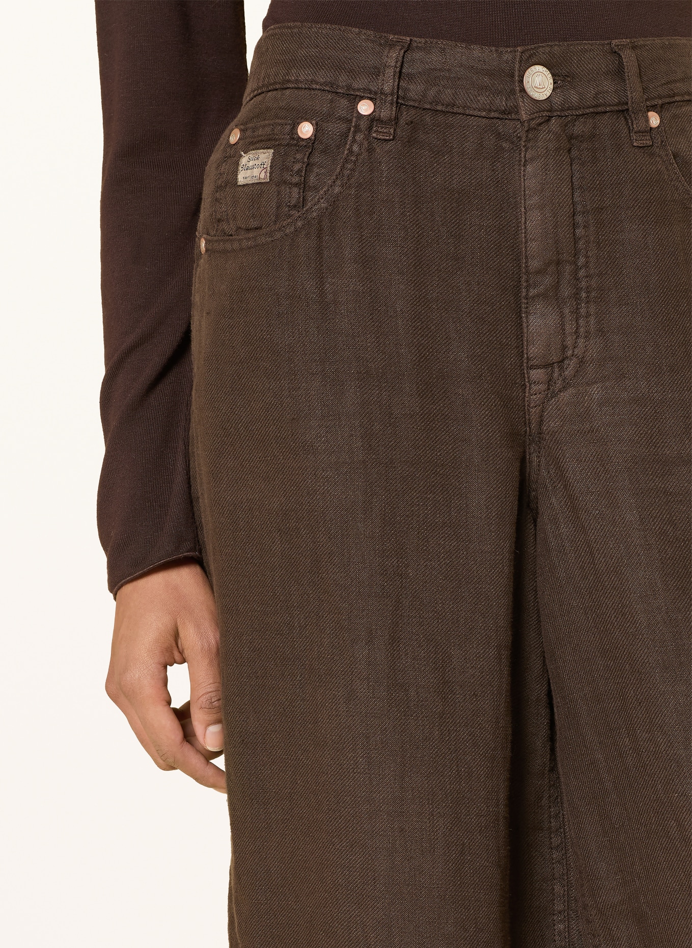 Herrlicher 7/8 kalhoty BARROW s kapsami: HNĚDÁ