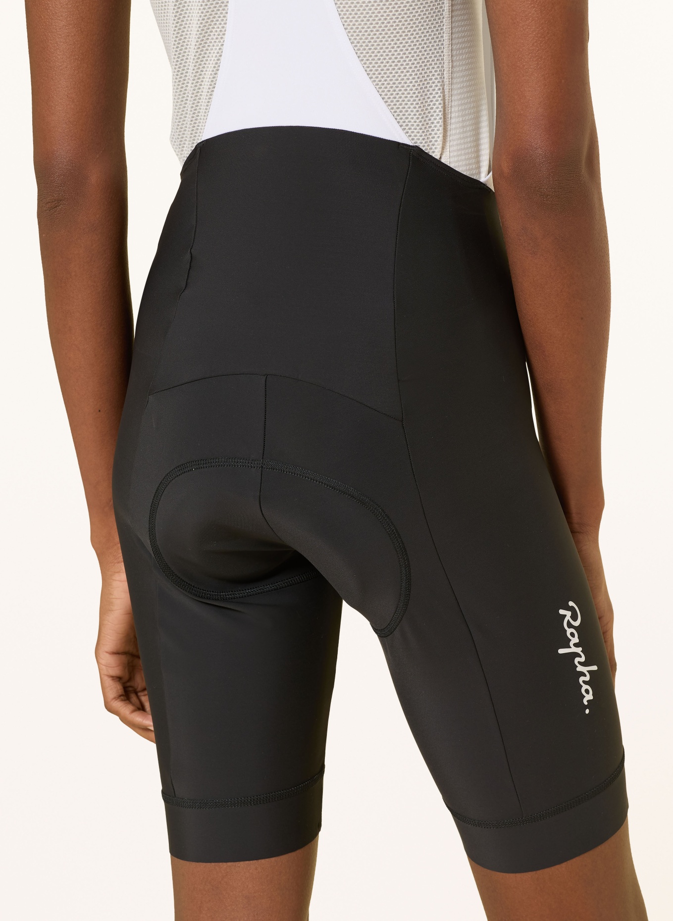Rapha Radhose CORE mit Trägern und gepolstertem Einsatz: SCHWARZ / WEISS