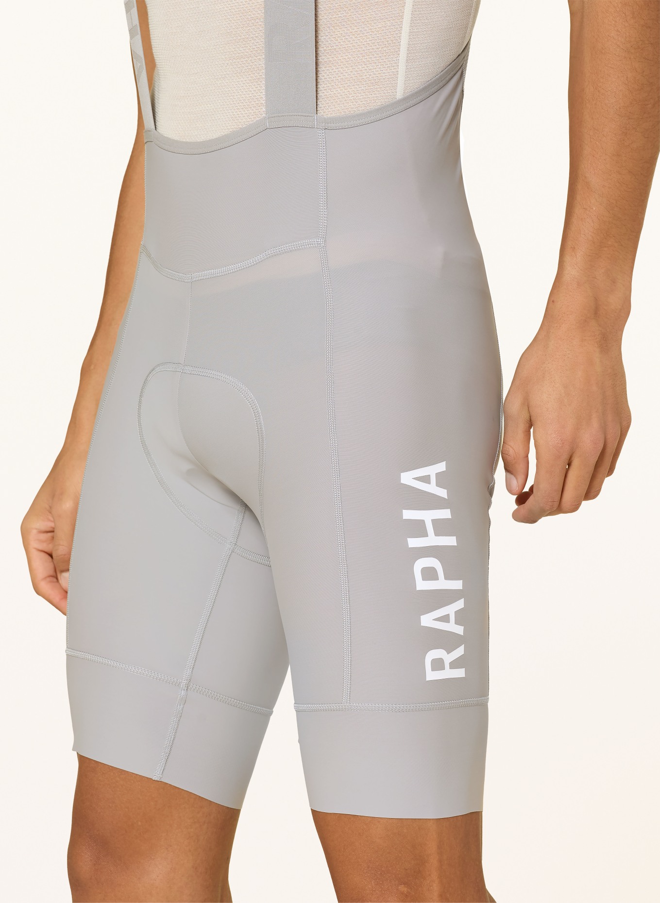 Rapha Radhose PRO TEAM TRAINING BIB II mit Trägern und gepolstertem Einsatz: GRAU / WEISS