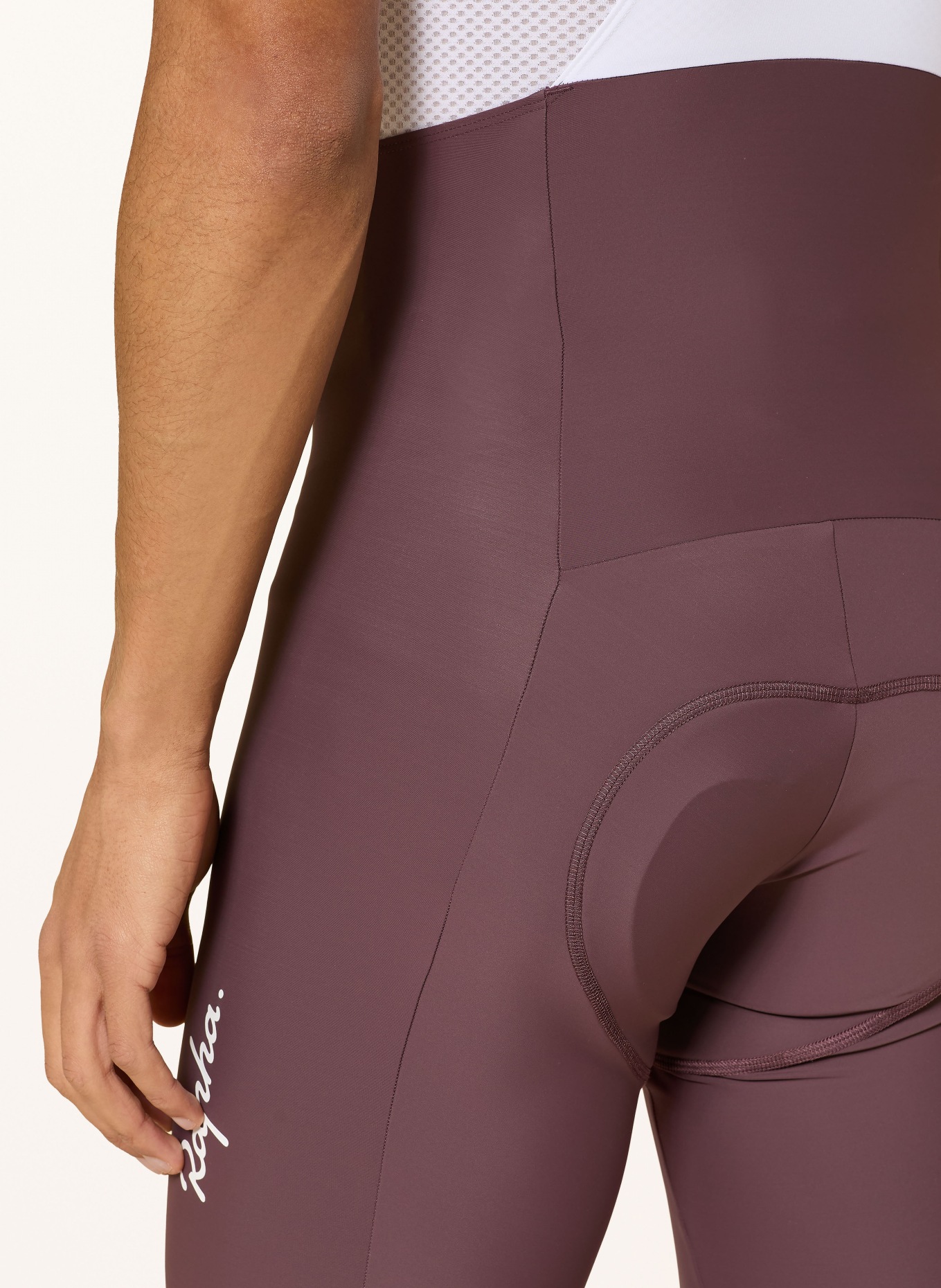 Rapha Radhose CORE BIB mit Trägern und gepolstertem Einsatz: DUNKELLILA / WEISS