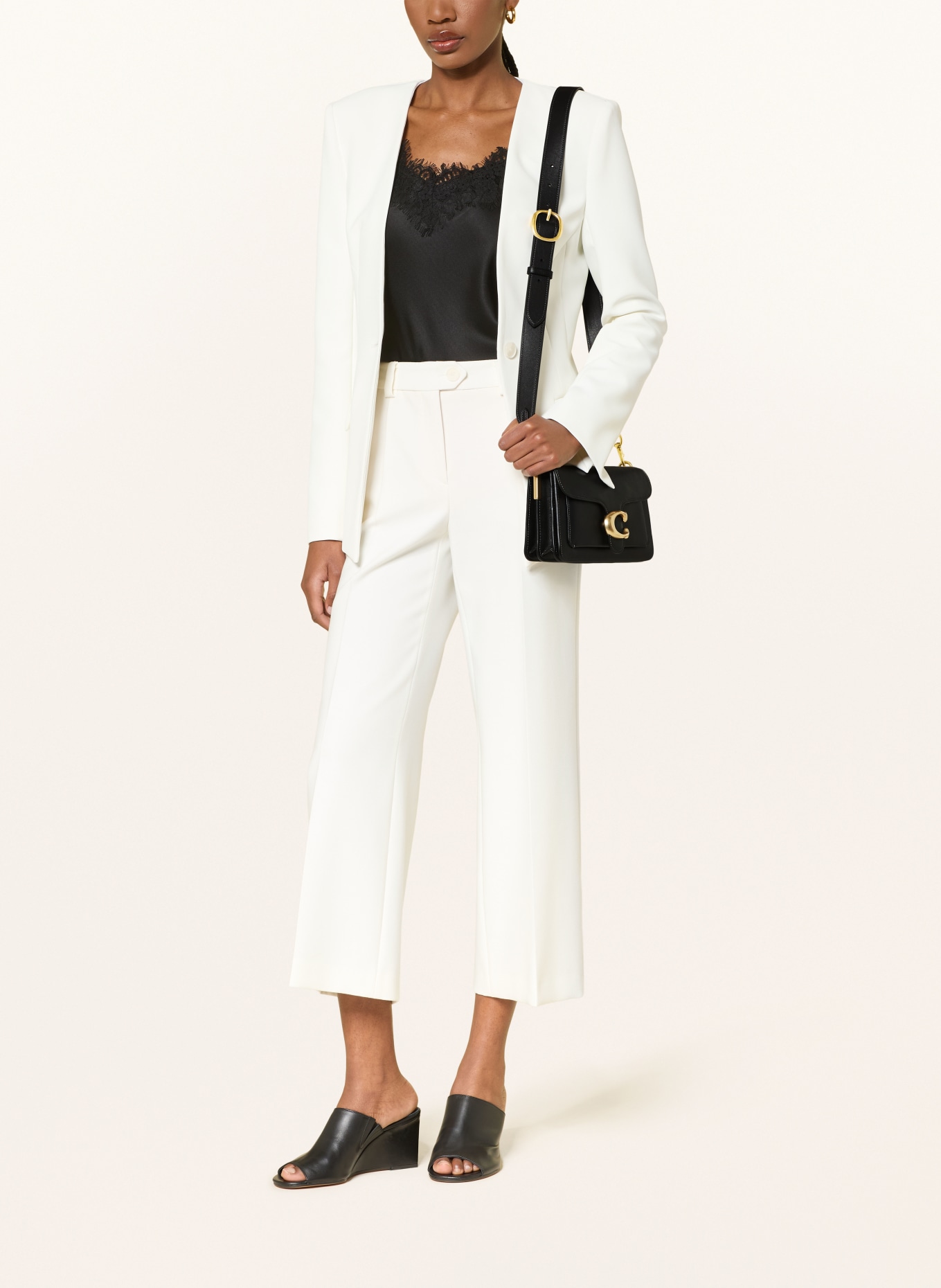 COACH Schoudertas TABBY: ZWART / GOUD