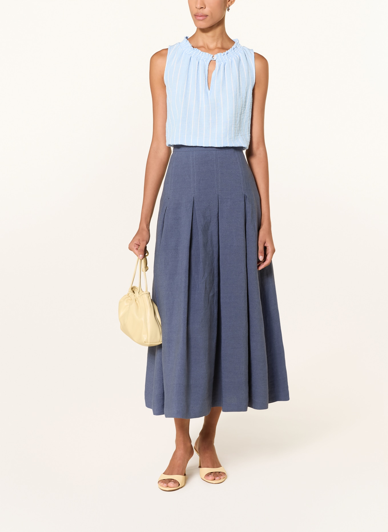 BERWIN & WOLFF Trachtenbluse: HELLBLAU / WEISS