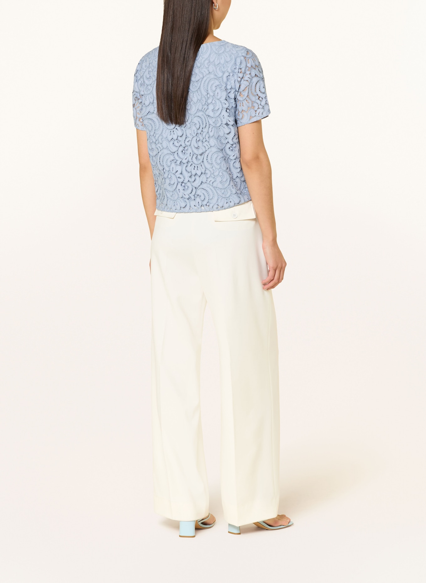 s.Oliver BLACK LABEL Blusenshirt aus Spitze: HELLBLAU