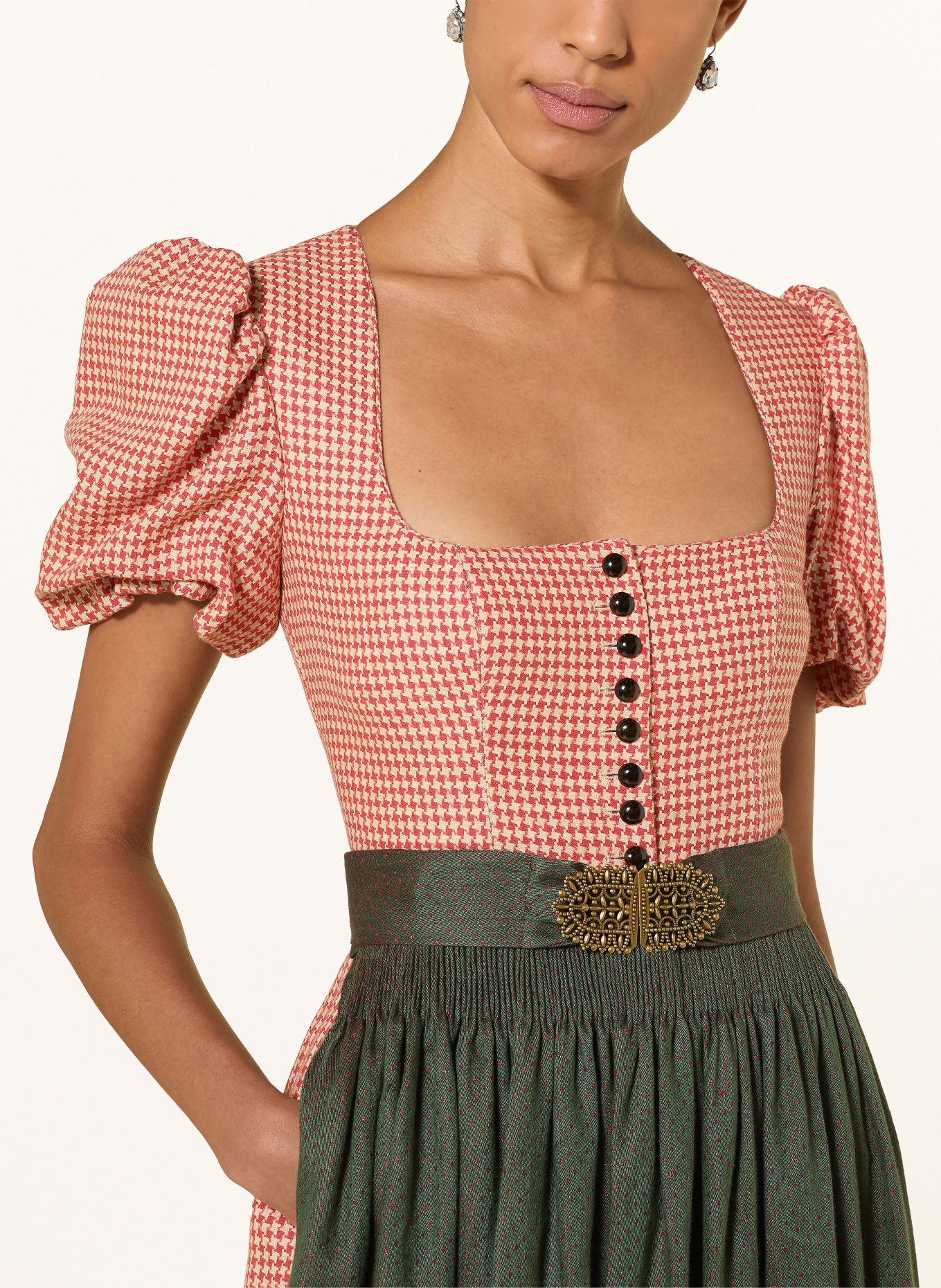 Gottseidank Dirndl LAURA z lnu: ČERVENÁ / KRÉMOVÁ / TMAVĚ ZELENÁ