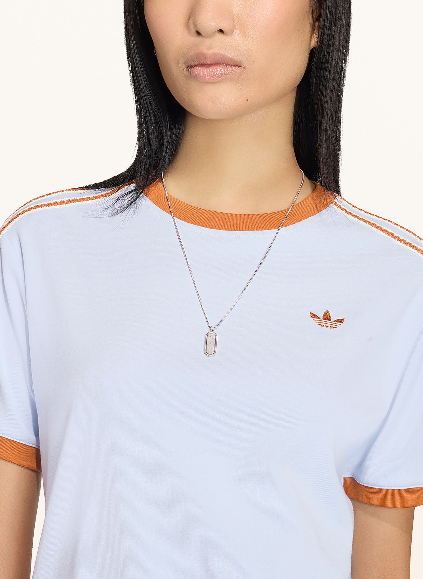 adidas Originals T-shirt ADIDAS ORIGINALS SUMMER GLOW ADVANCED THREE STRIPES: LIGHT BLUE / DARK ORANGE / WHITE