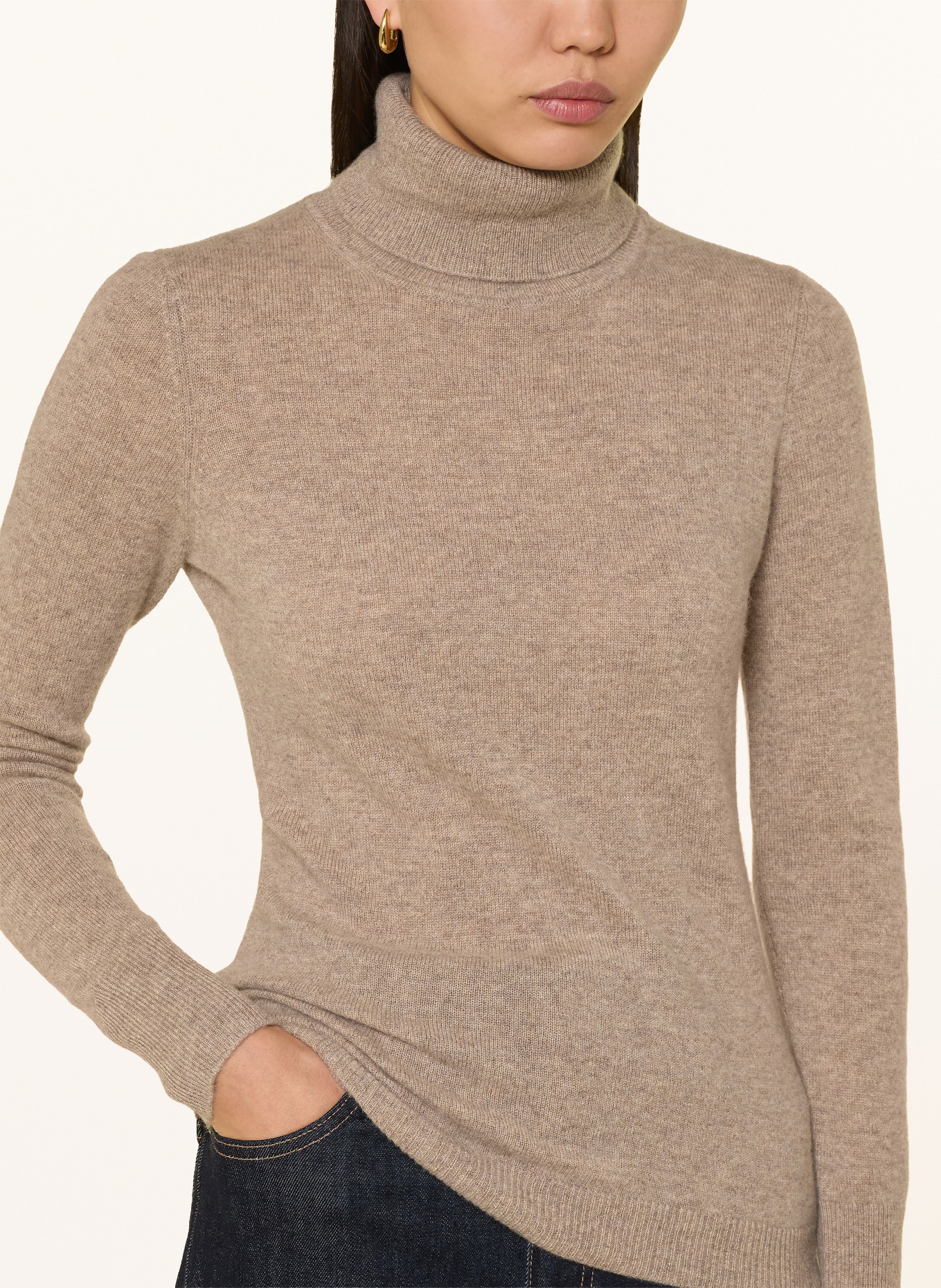 darling harbour Cashmere turtleneck sweater: LIGHT BROWN