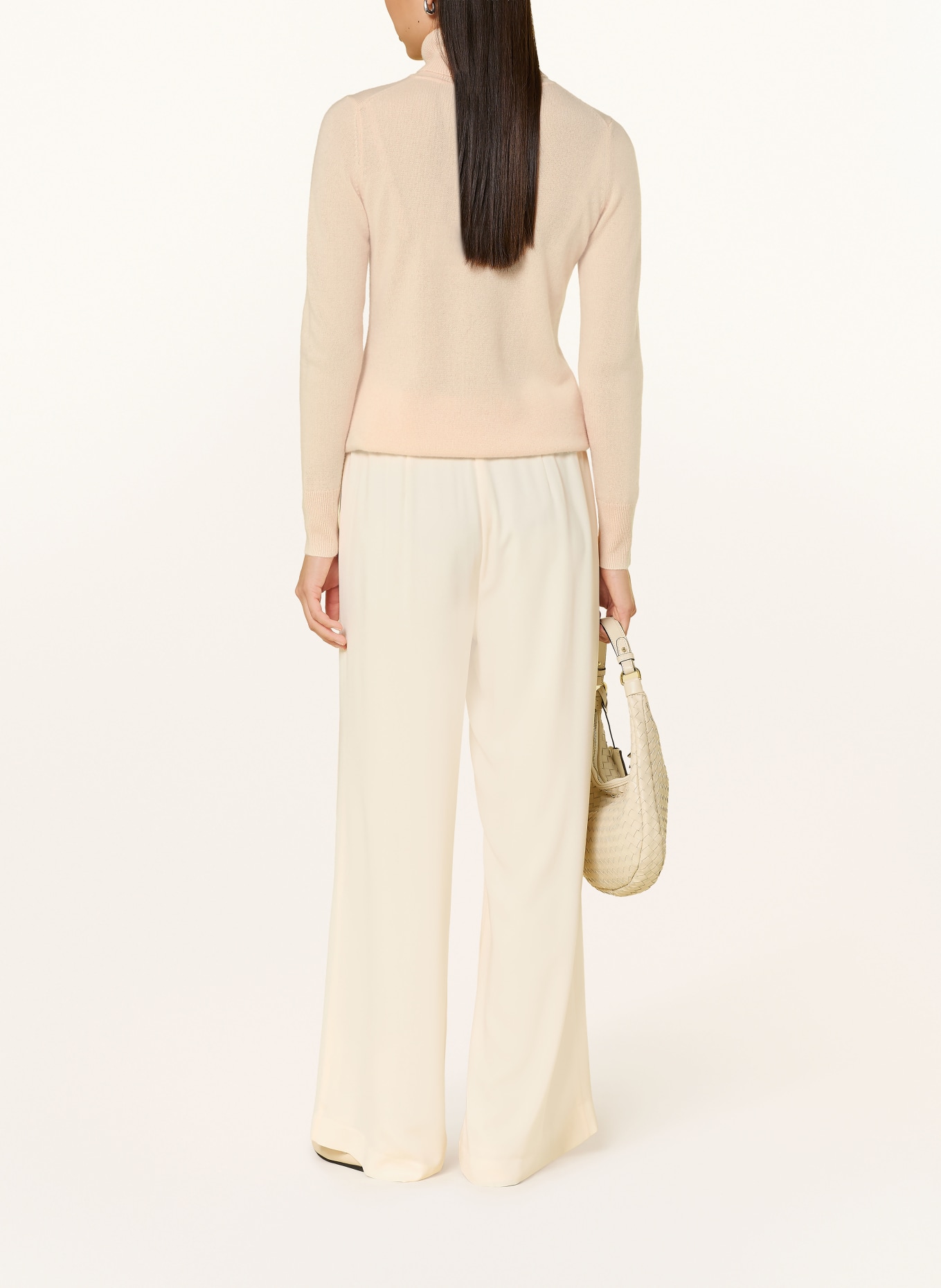 darling harbour Cashmere turtleneck sweater: LIGHT ORANGE