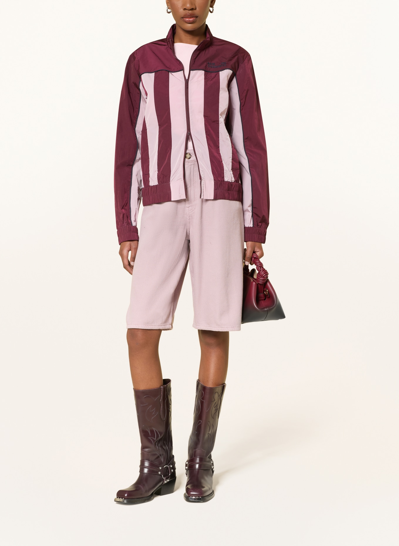 BAUM UND PFERDGARTEN Kurtka BETTIE: CIEMNOCZERWONY / BLADORÓŻOWY