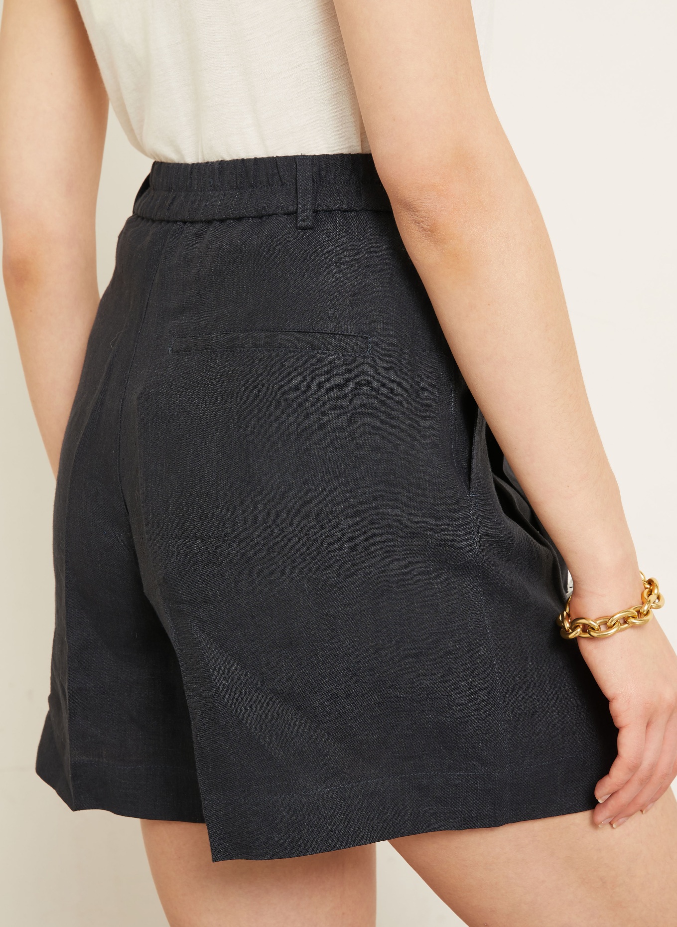 IRIS von ARNIM Leinenshorts SEYCHELL: SCHWARZ