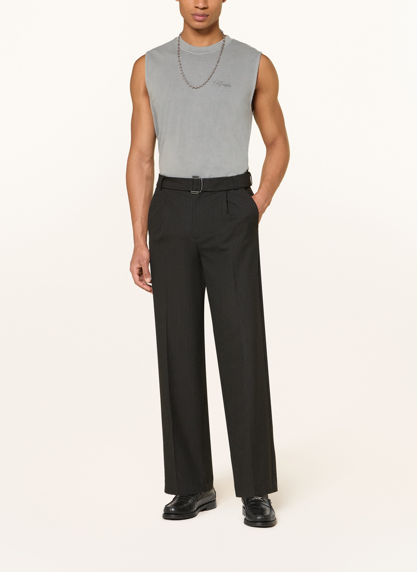 PEGADOR Top SIGNAR: GRAU