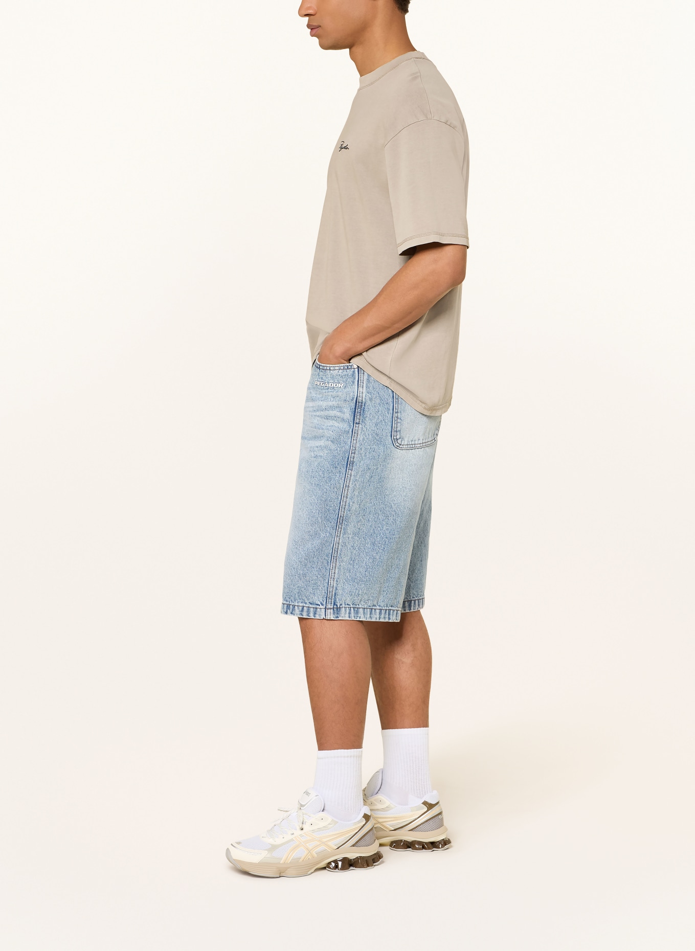 PEGADOR Jeansshorts KOLAR: 633 Sprayed Washed Blue