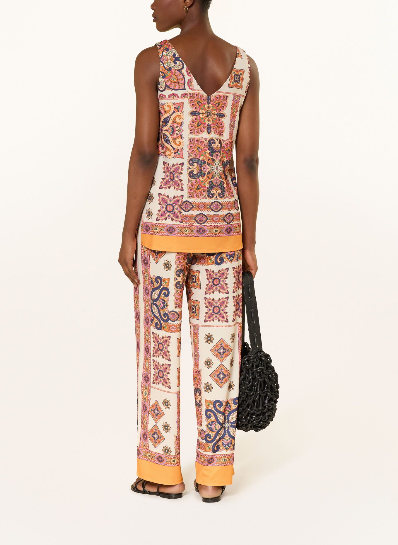 Miss Lagotte Haut: ÉCRU / ROSE FUCHSIA / ORANGE