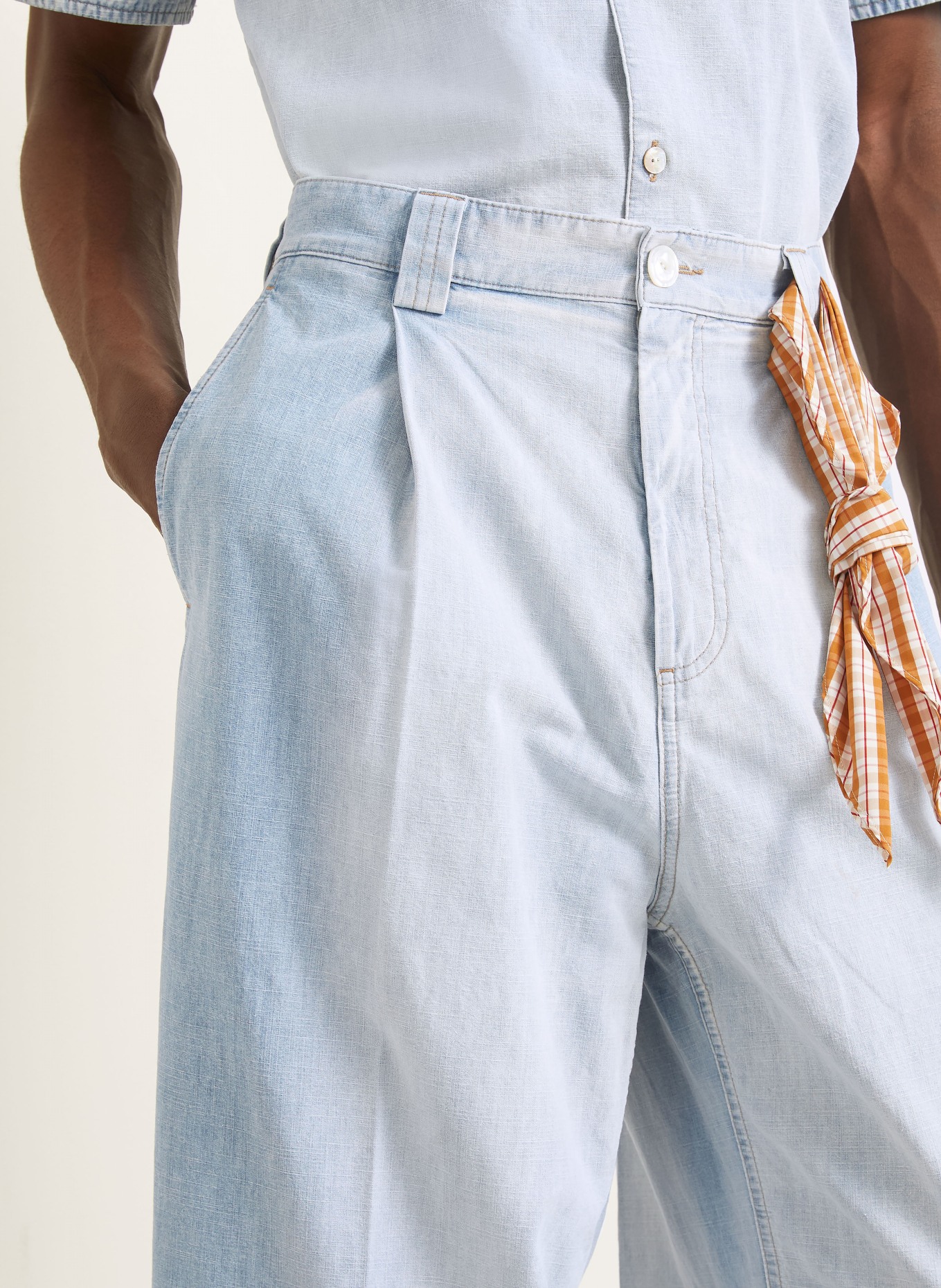 MARNI Jeans Loose Fit: 00B15 CLOUD