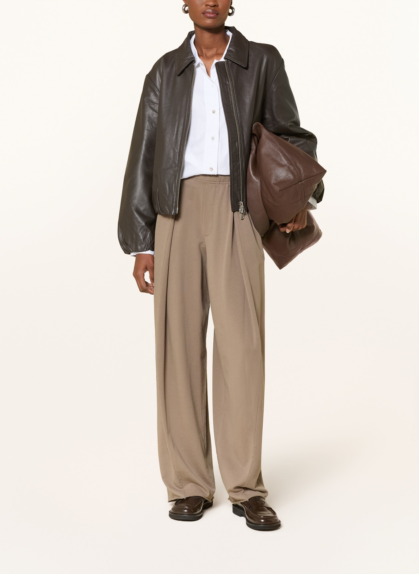 10DAYS Sweatpants: TAUPE