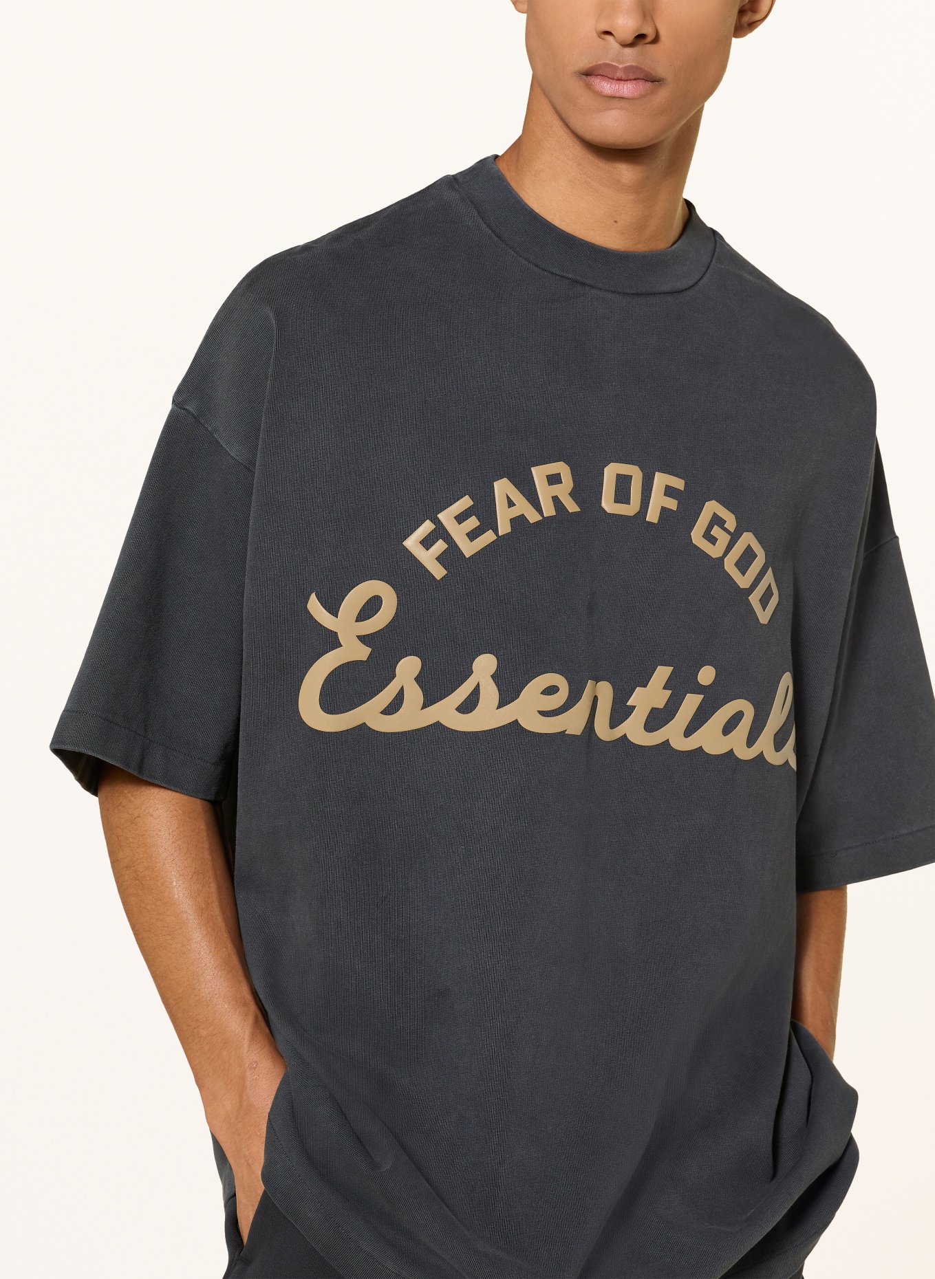 ESSENTIALS - FEAR OF GOD Oversized-Sweatshirt: DUNKELGRAU / BEIGE