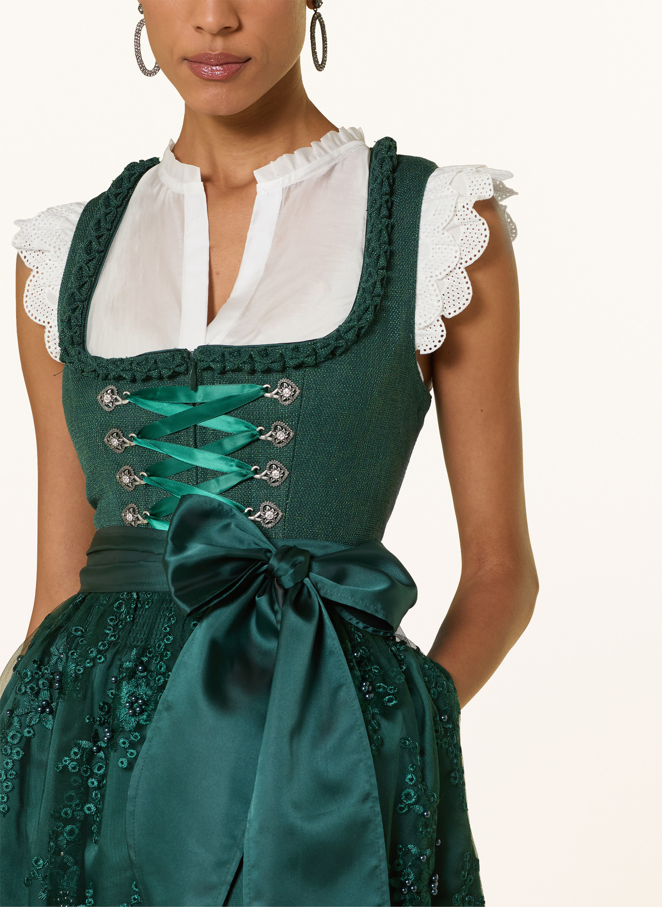 KRÜGER Dirndl mit Schmucksteinen: GRÜN
