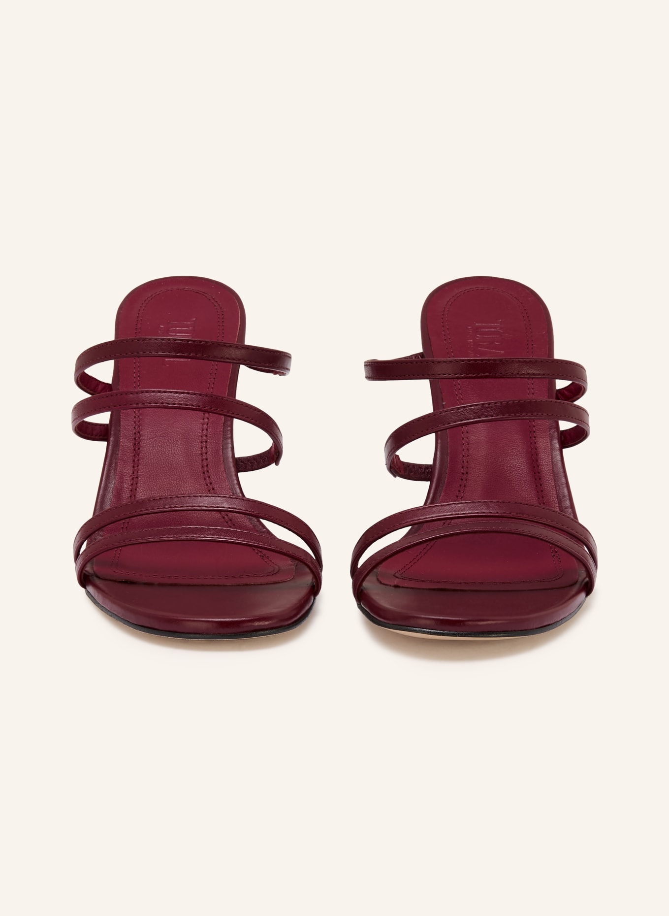 Toral Pantofle WEEKEND: TMAVĚ ČERVENÁ