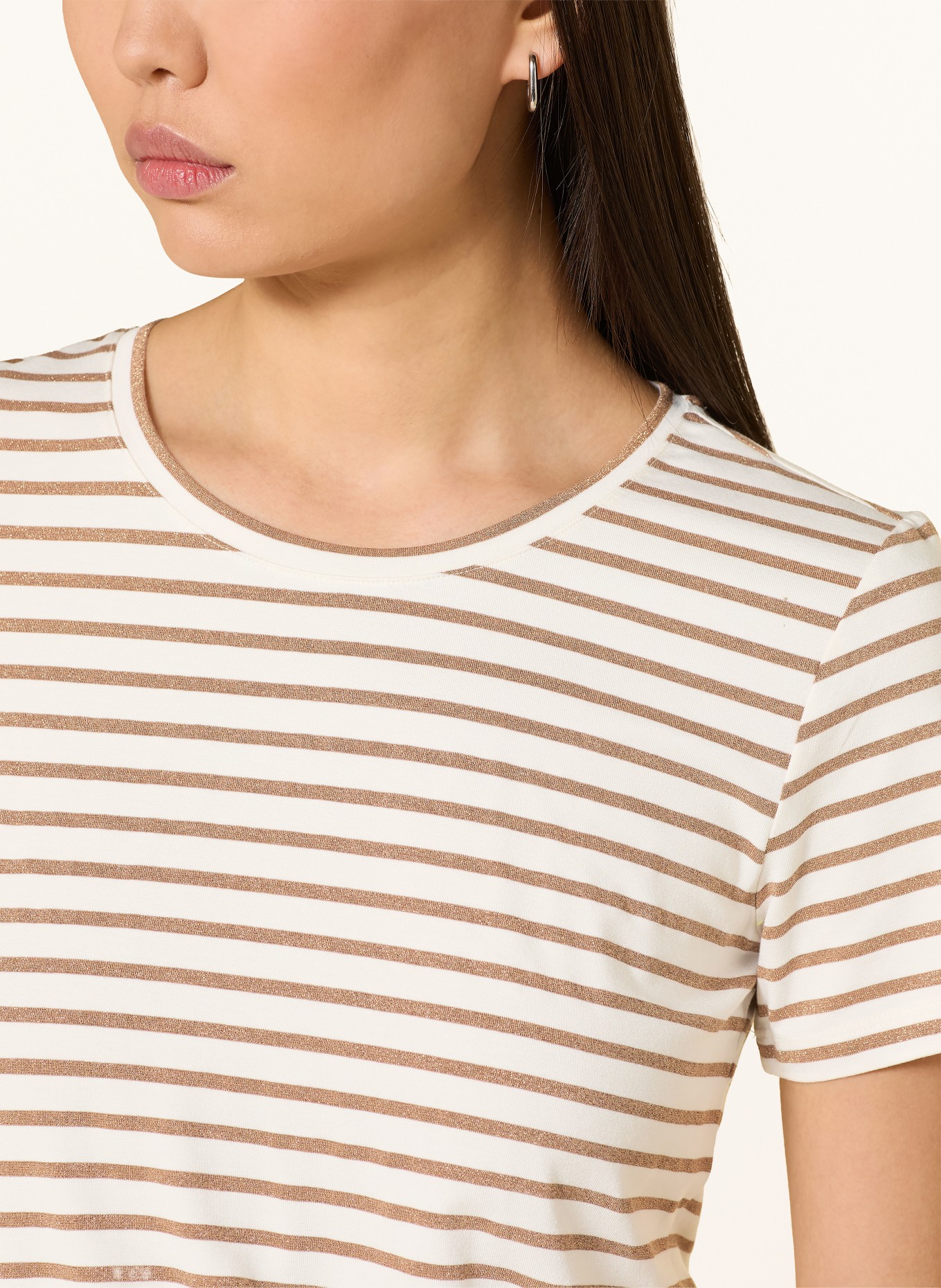 MORE & MORE T-Shirt mit Glitzergarn: WEISS / GOLD / CAMEL