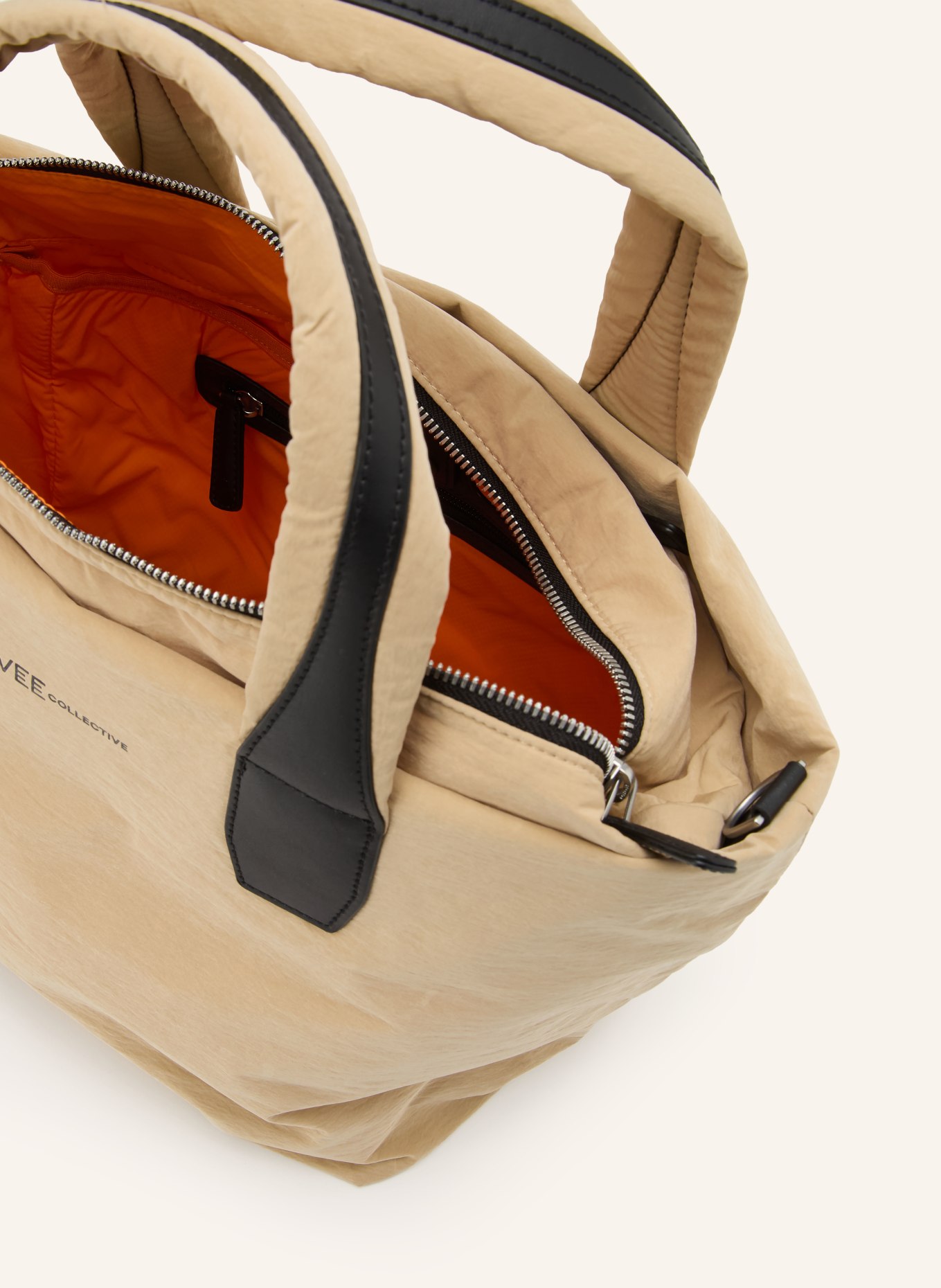 Vee Collective ESSENCE Tote Bag: BEIGE / SILVER / BLACK