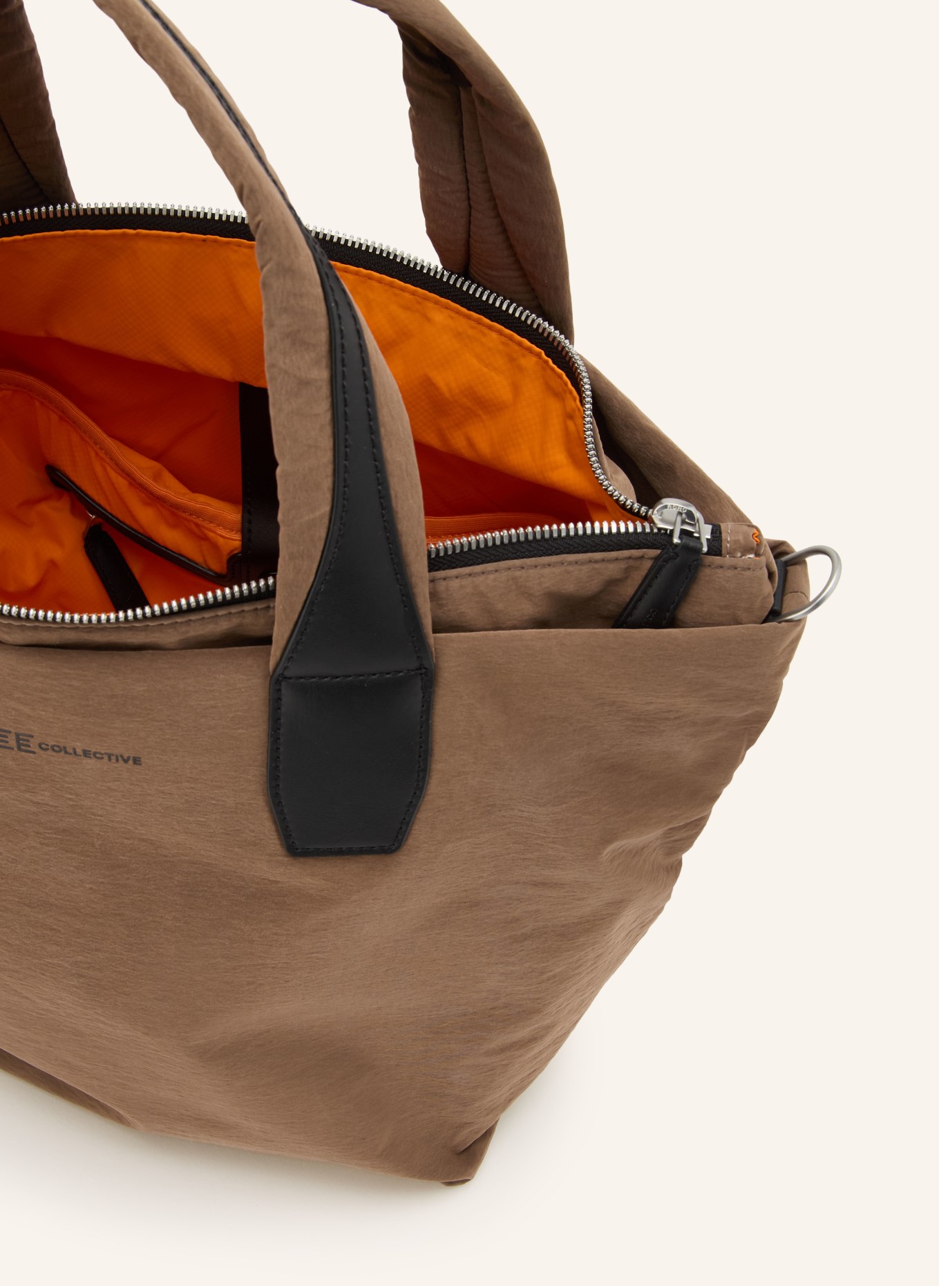 Vee Collective ESSENCE Tote Bag: BROWN / SILVER / BLACK
