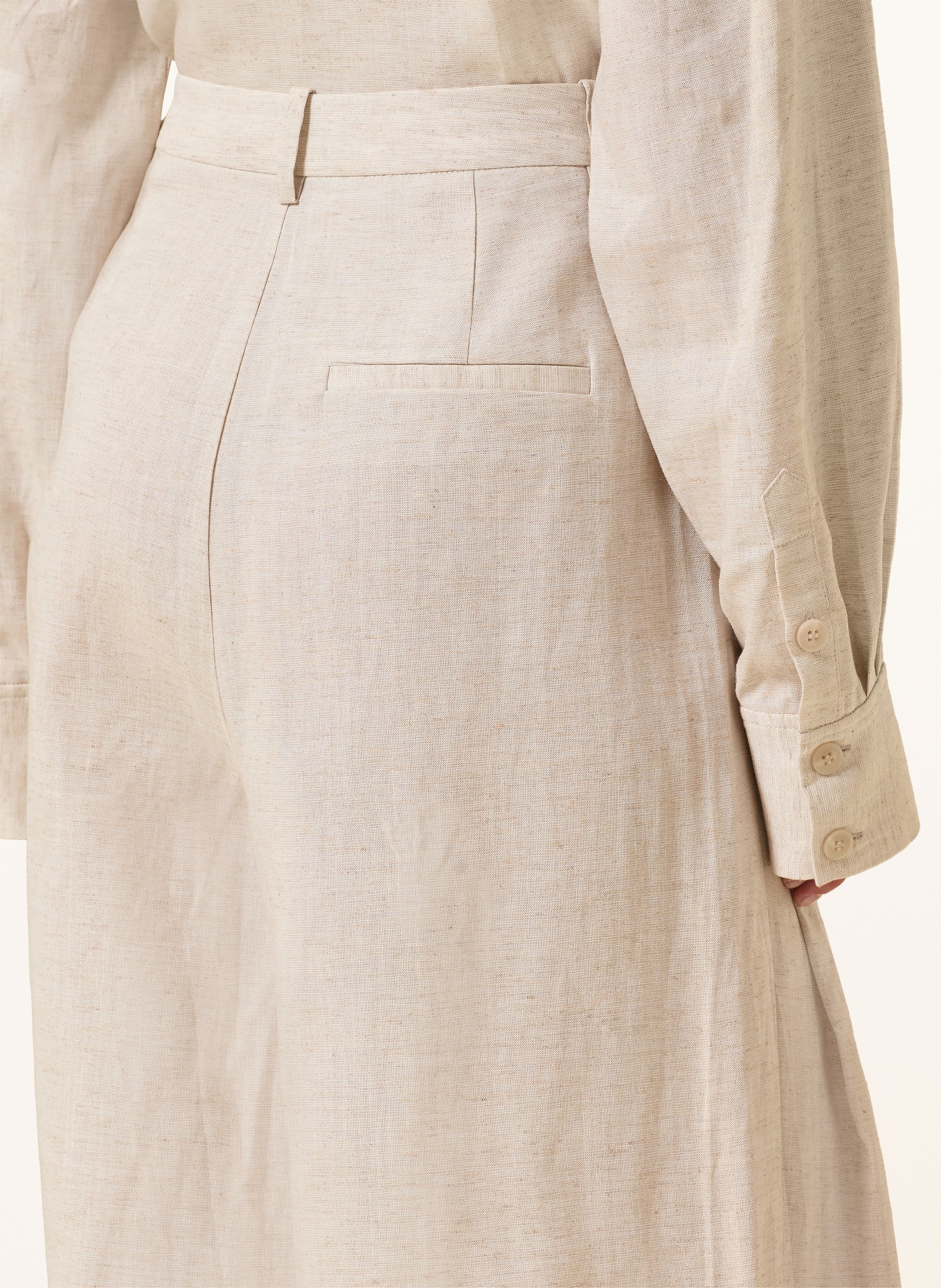 GESTUZ Bermudy GZRIAVA: KRÉMOVÁ / SVĚTLE HNĚDÁ