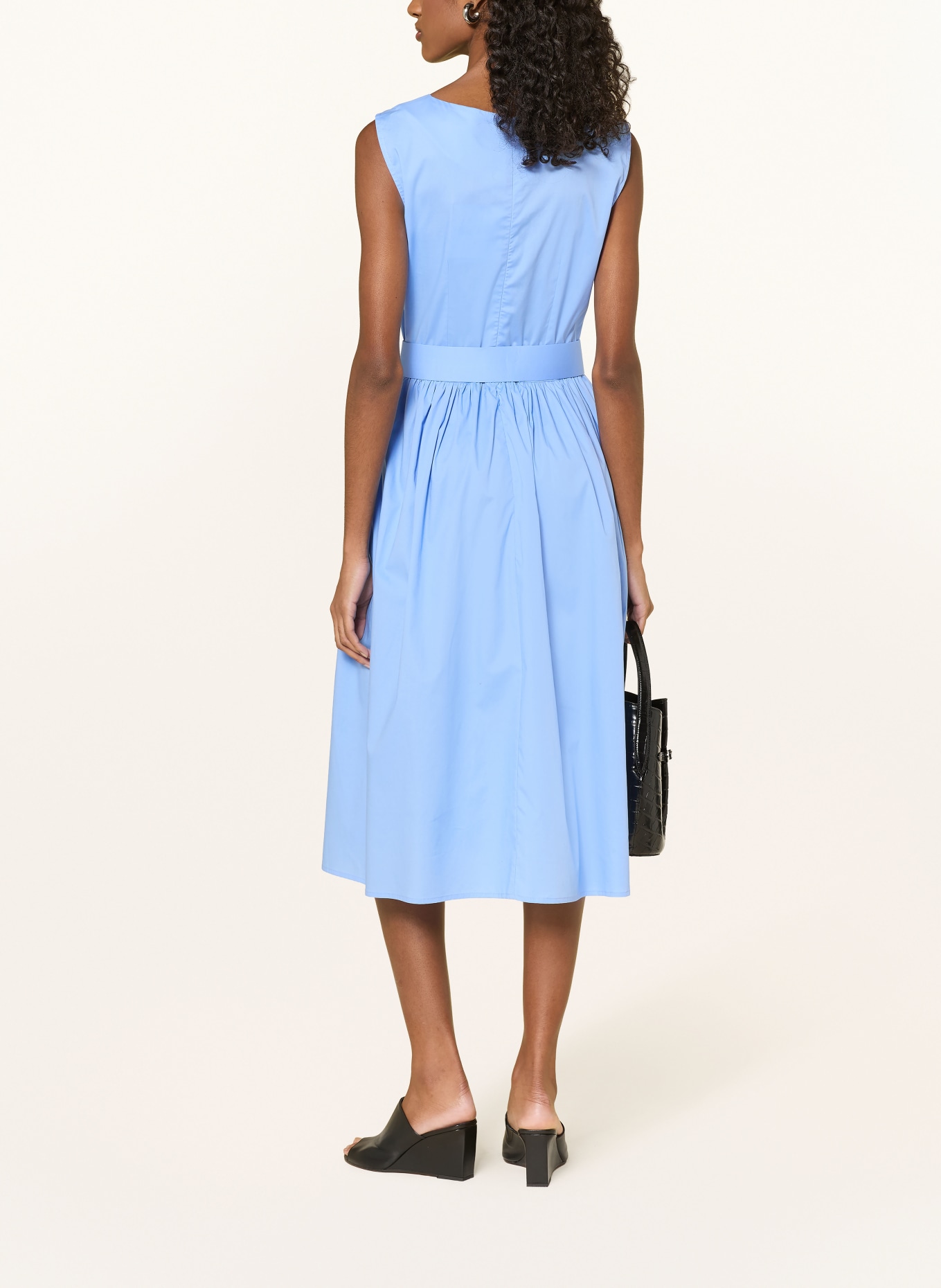 THE ABITO Kleid: HELLBLAU