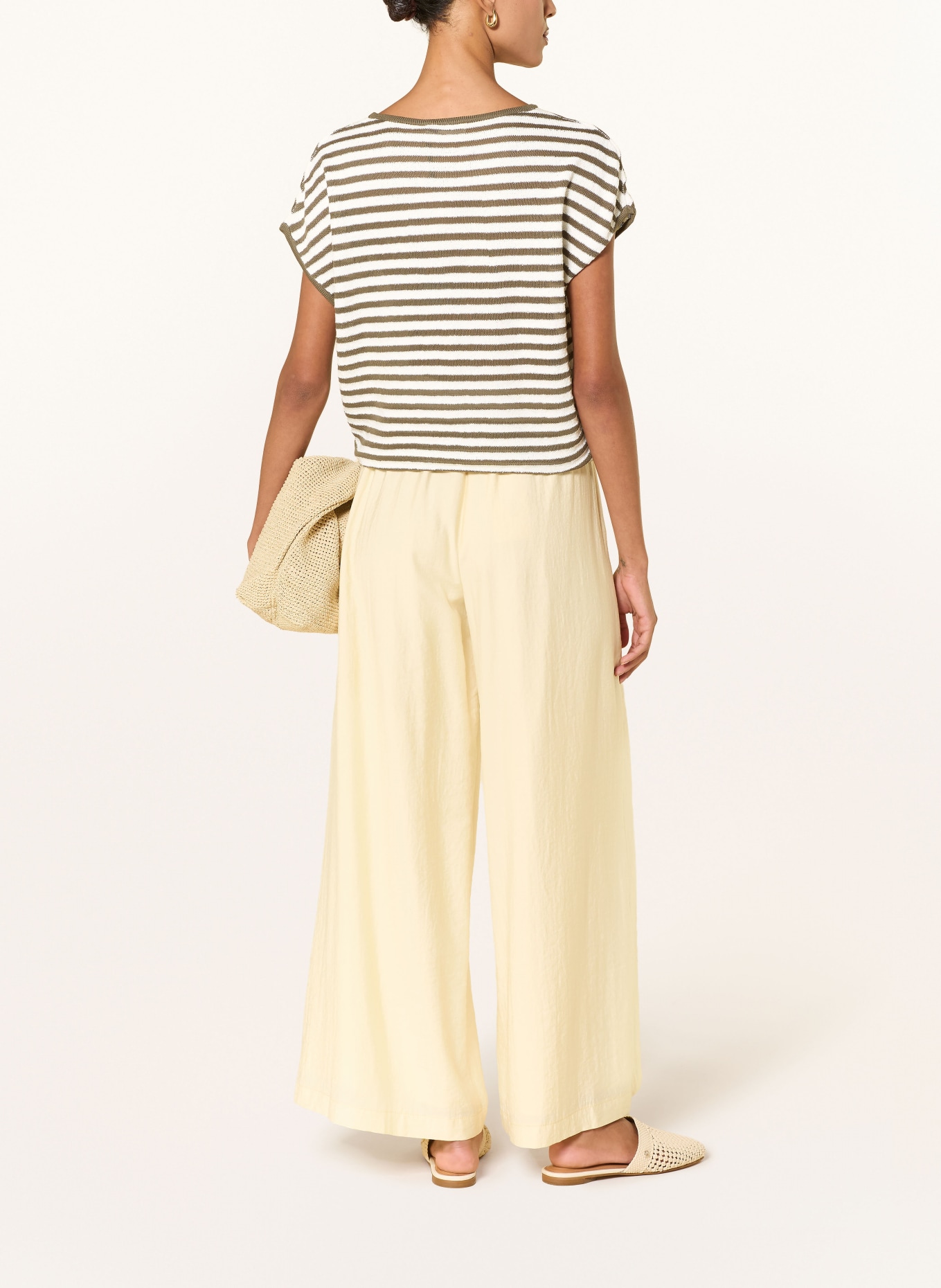 CARTOON Knit shirt: KHAKI / CREAM