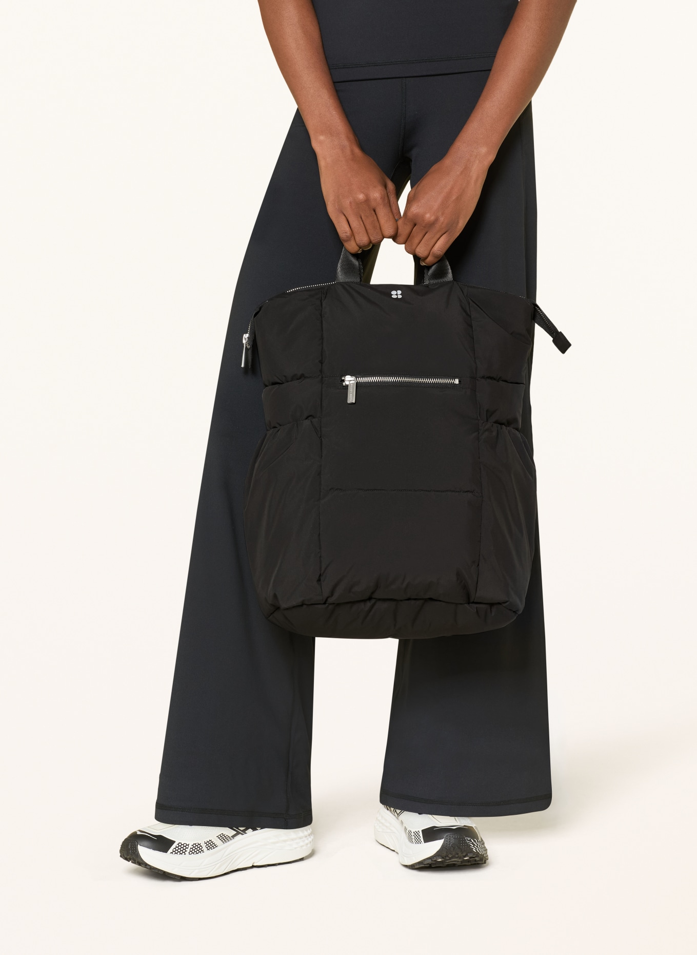 Sweaty Betty Plecak THE NIMBUS ROAM 30 l z przegrodą na laptopa: CZARNY