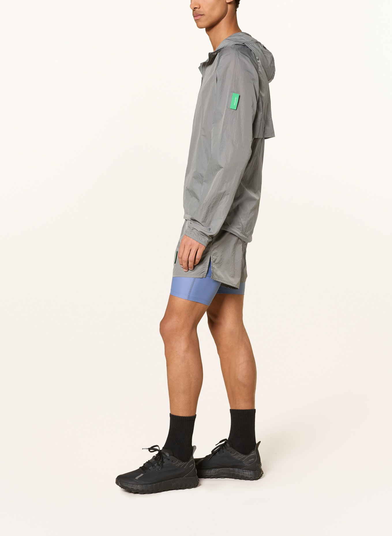 District Vision Běžecké šortky 2 v 1: ŠEDÁ / ZELENÁ / MODRÁ