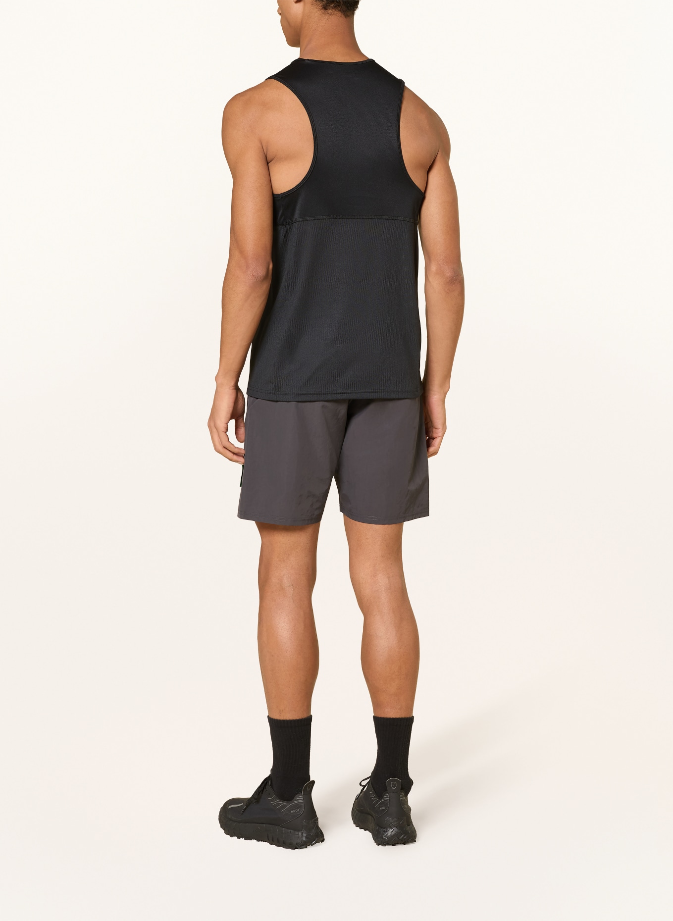 District Vision Lauftop: SCHWARZ / GRÜN