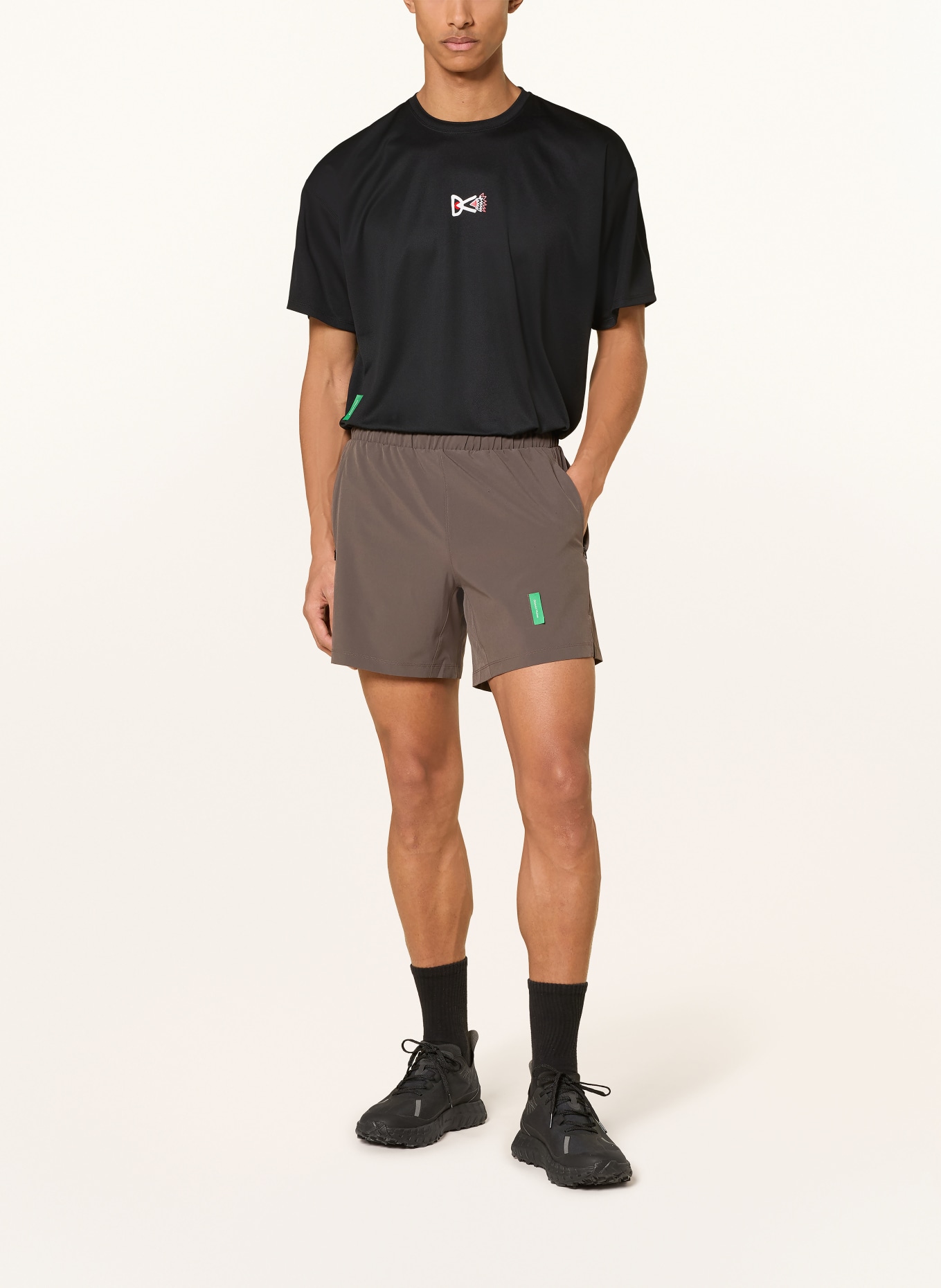 District Vision Běžecké tričko: ČERNÁ / ČERVENÁ / ZELENÁ