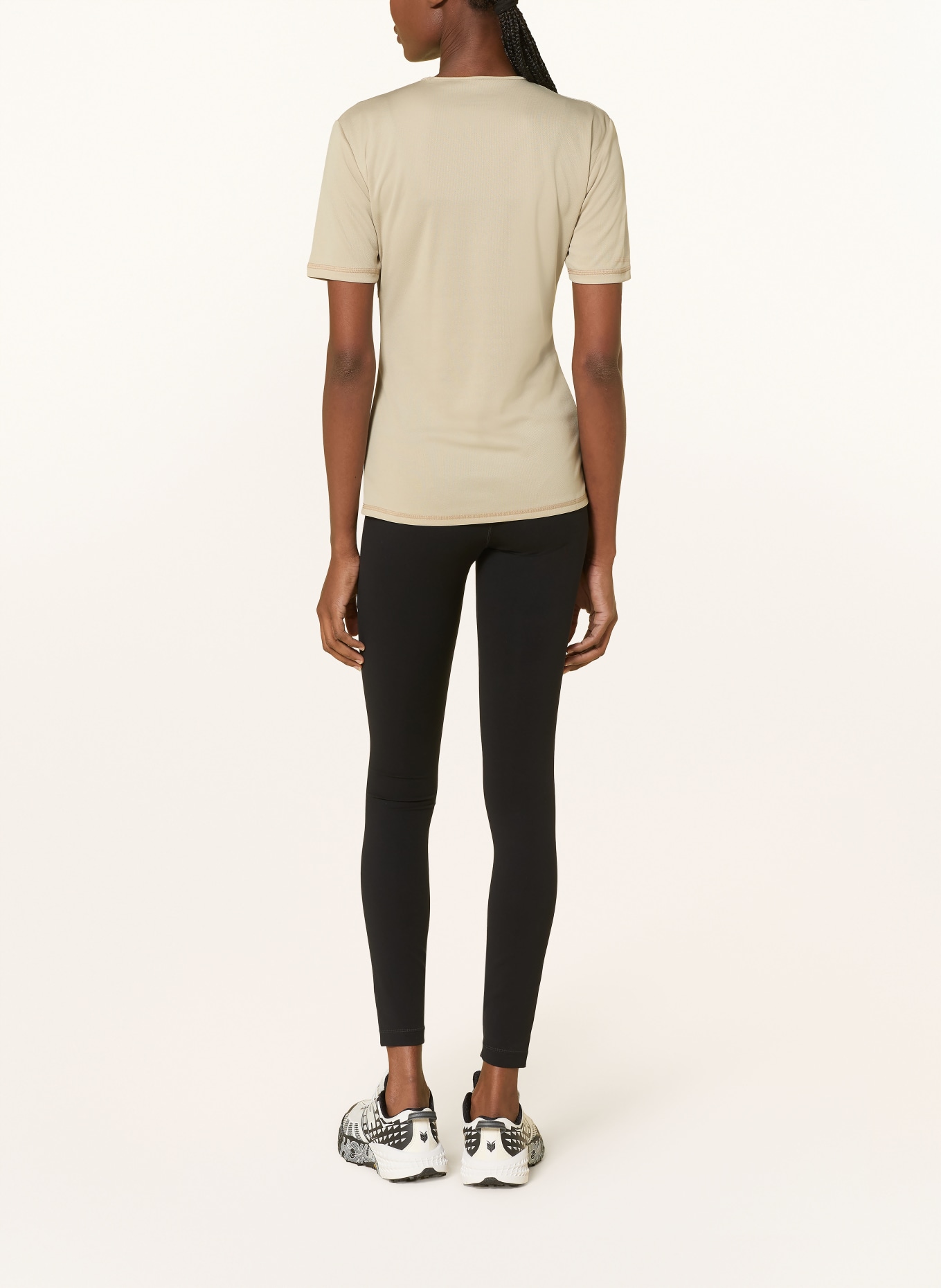 District Vision T-shirt PANELED TRAINING: BEIGE