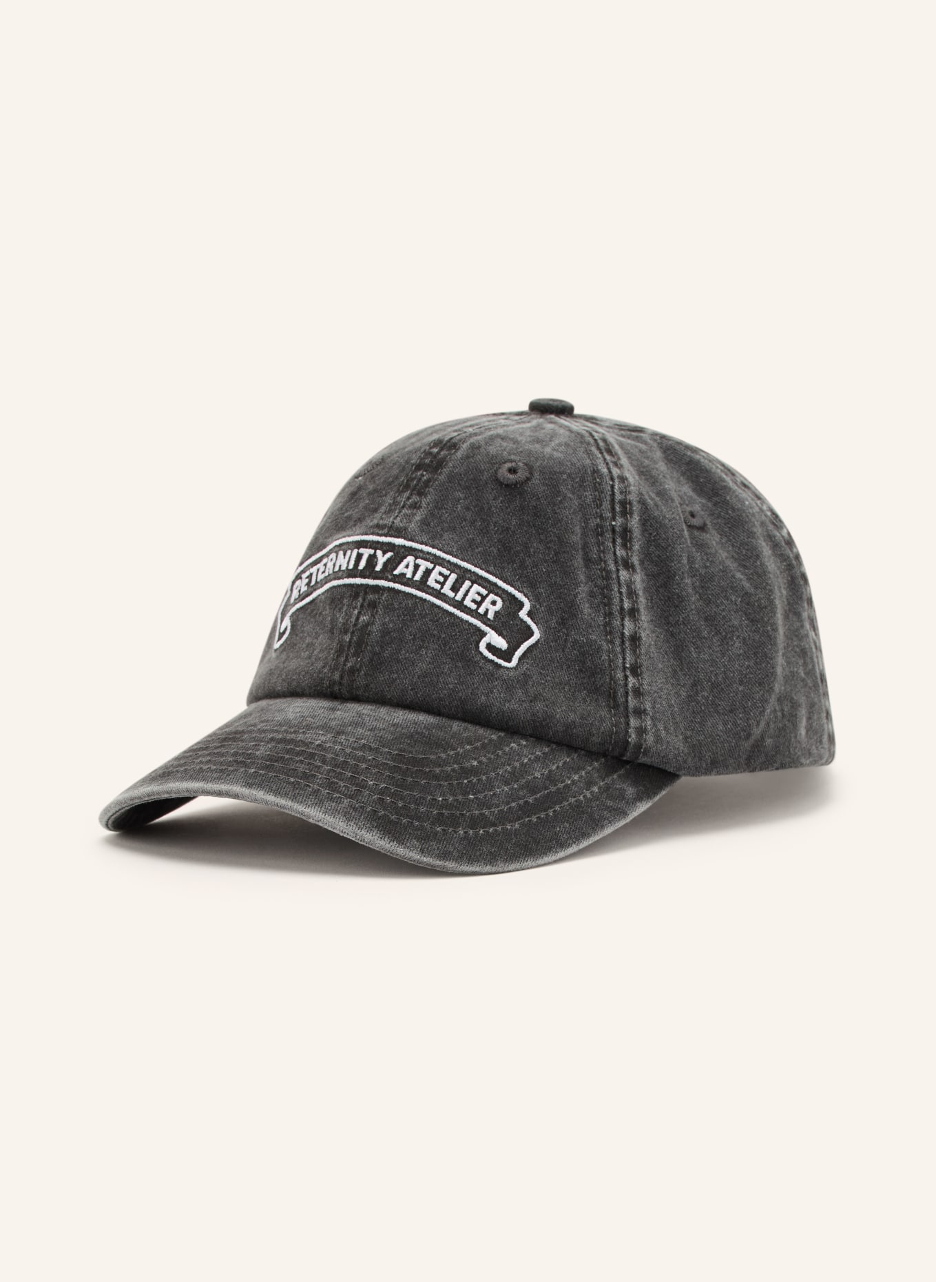 RETERNITY Cap: BLACK / WHITE