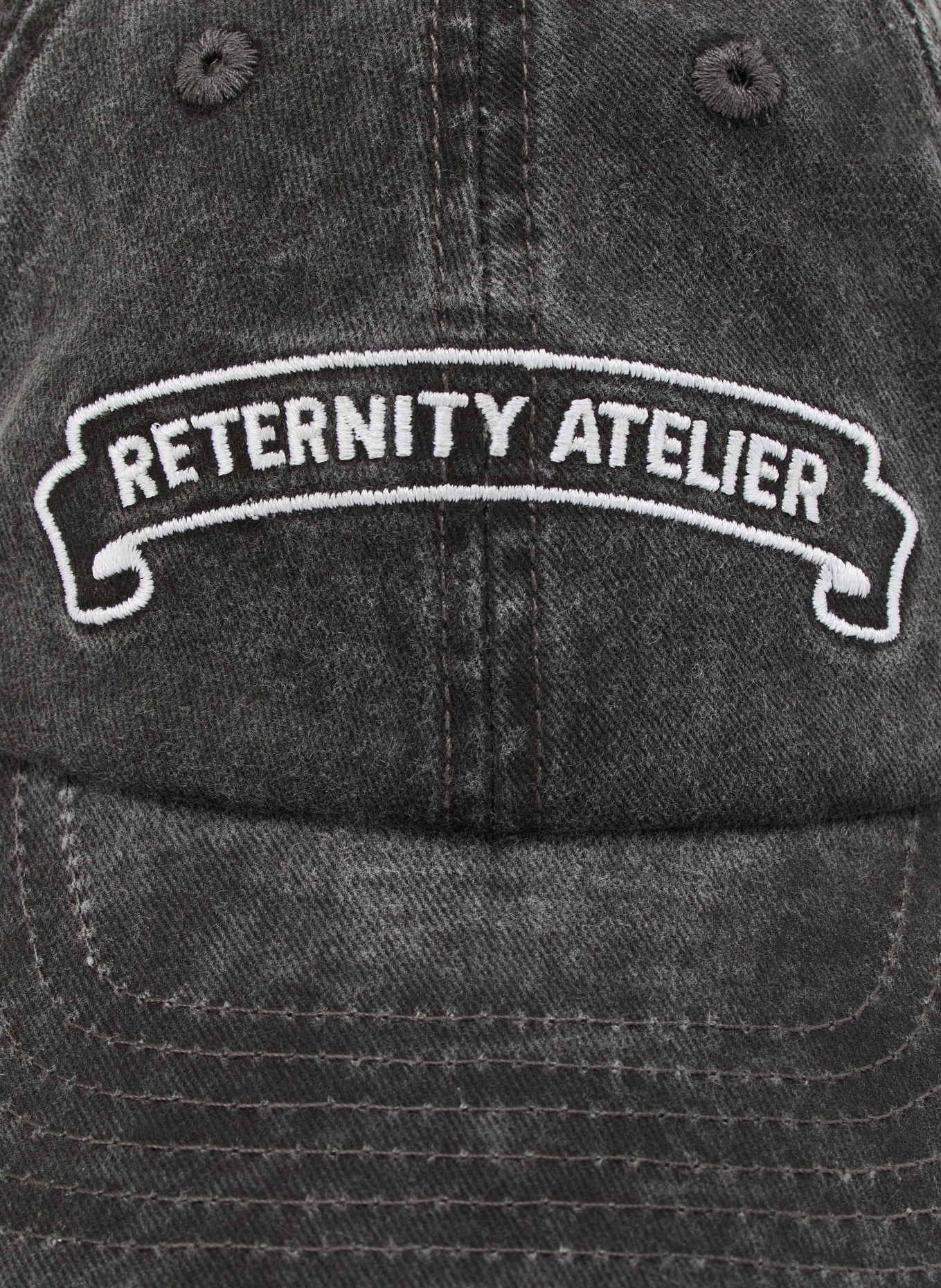 RETERNITY Cap: BLACK / WHITE