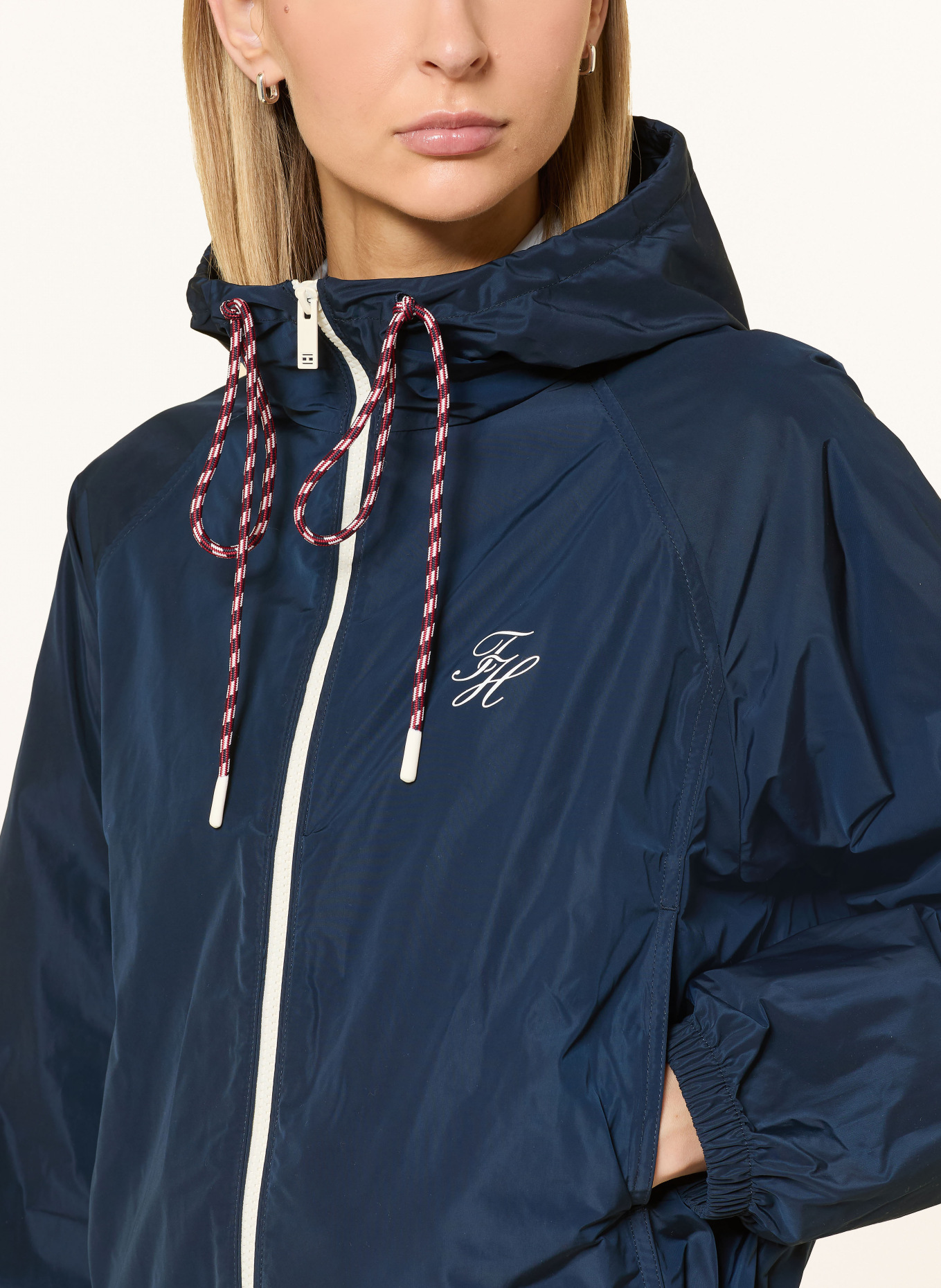 TOMMY HILFIGER Jacke: DUNKELBLAU