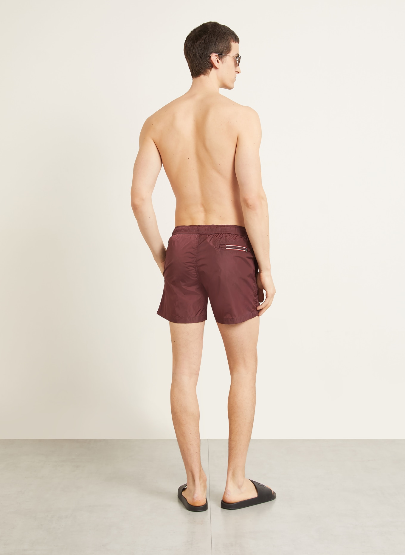 MONCLER Badeshorts: DUNKELROT / BEIGE / BLAU