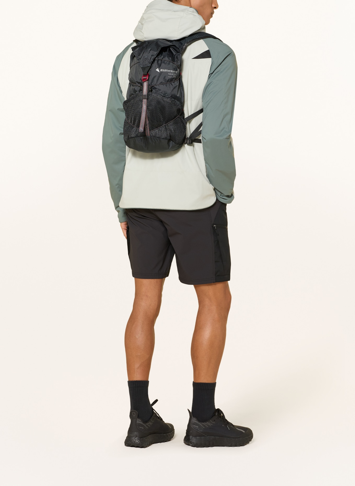 Klättermusen Rucksack TJALVE 2.0 10 l: SCHWARZ / ROT