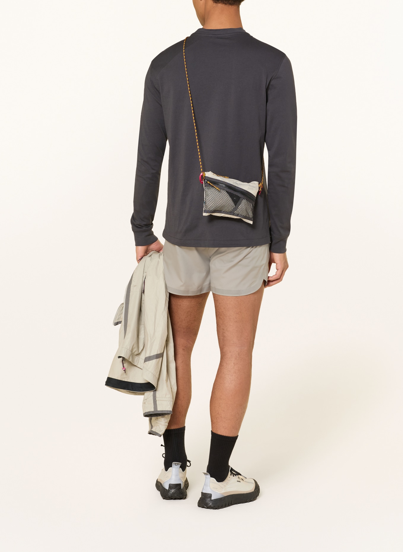 Klättermusen ALGIR SMALL Shoulder Bag: CREAM / DARK RED / BLACK