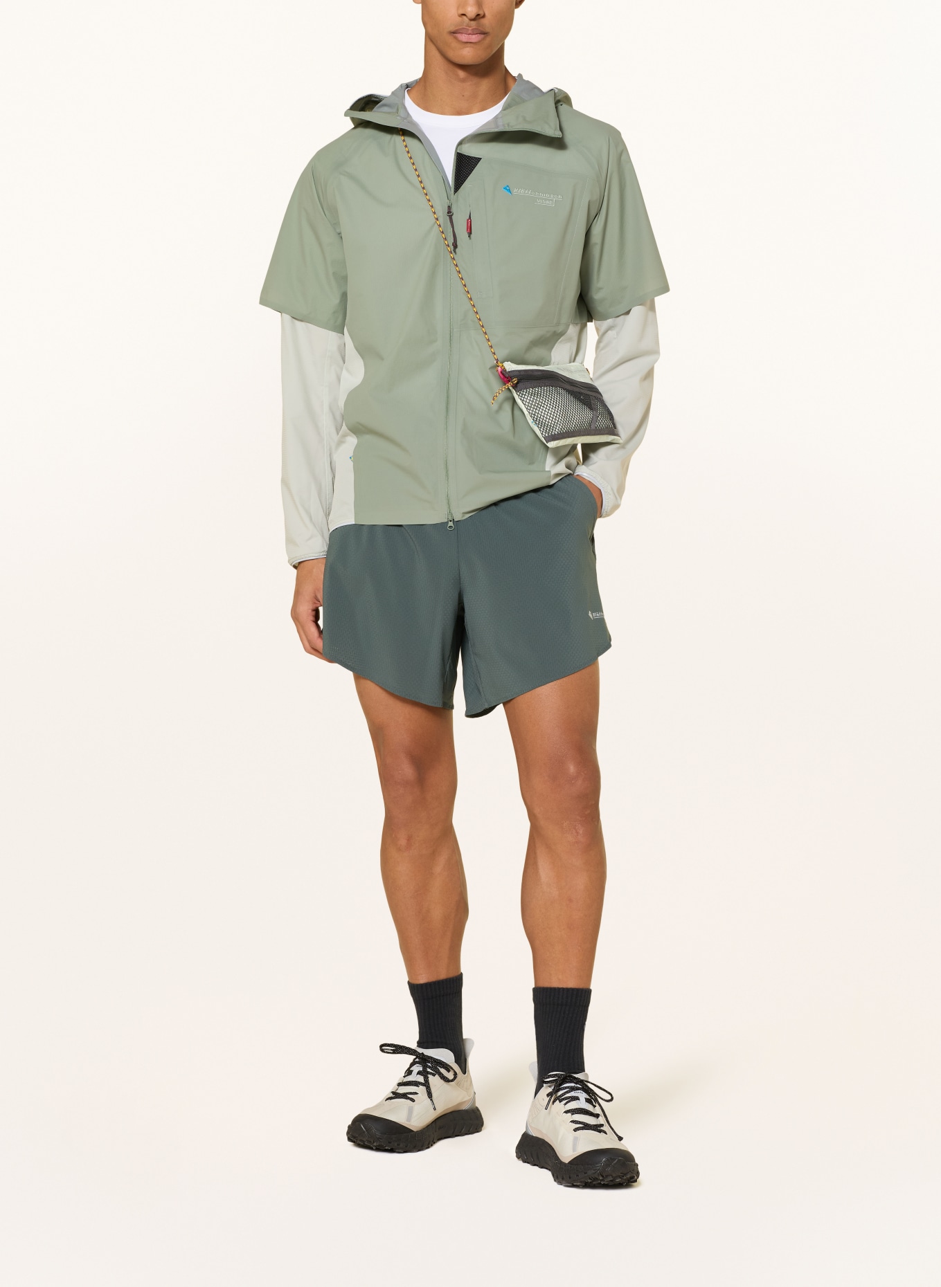 Klättermusen Umhängetasche ALGIR SMALL: HELLBLAU / SCHWARZ