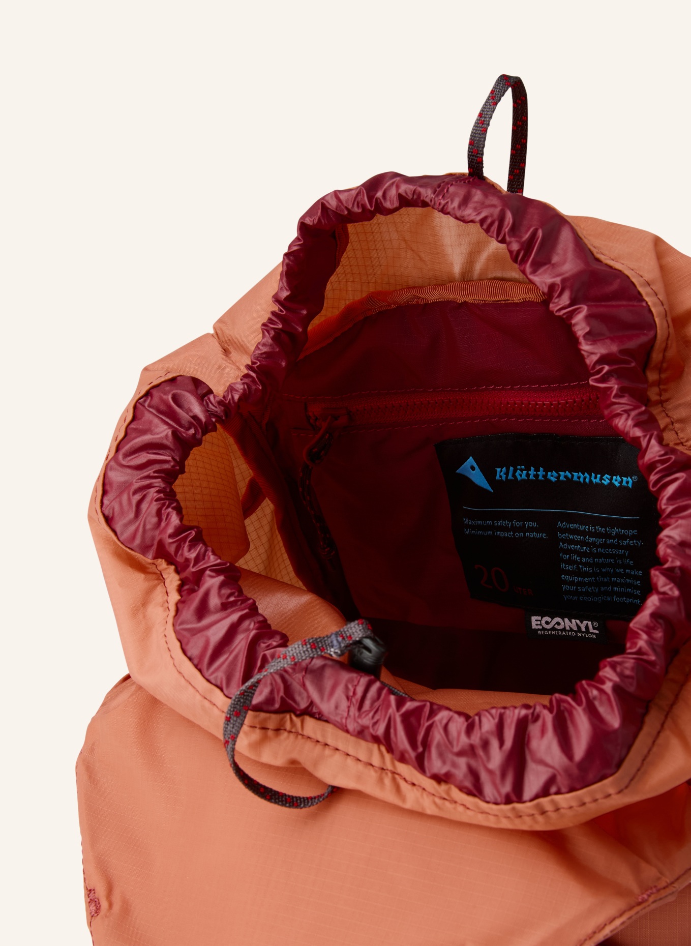 Klättermusen SKRYMNER 20 L Backpack: ORANGE / BLACK