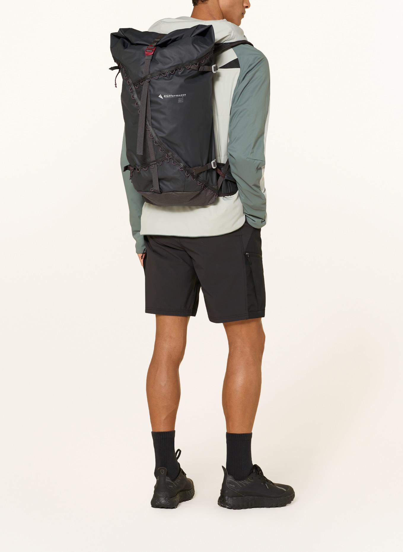 Klättermusen Rucksack ULL 30 l: SCHWARZ / ROT