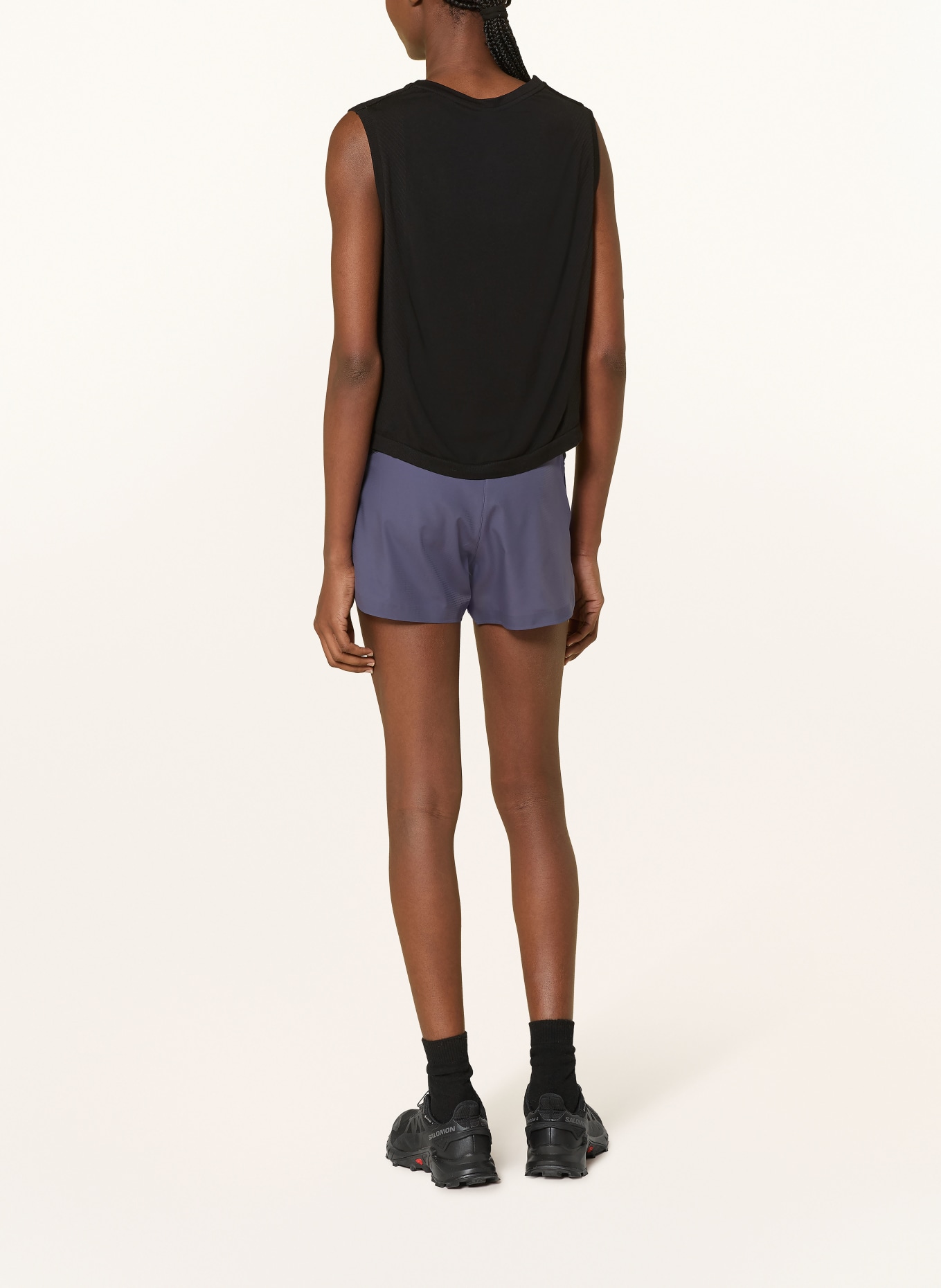 Klättermusen Laufshorts BELE: LILA / SCHWARZ