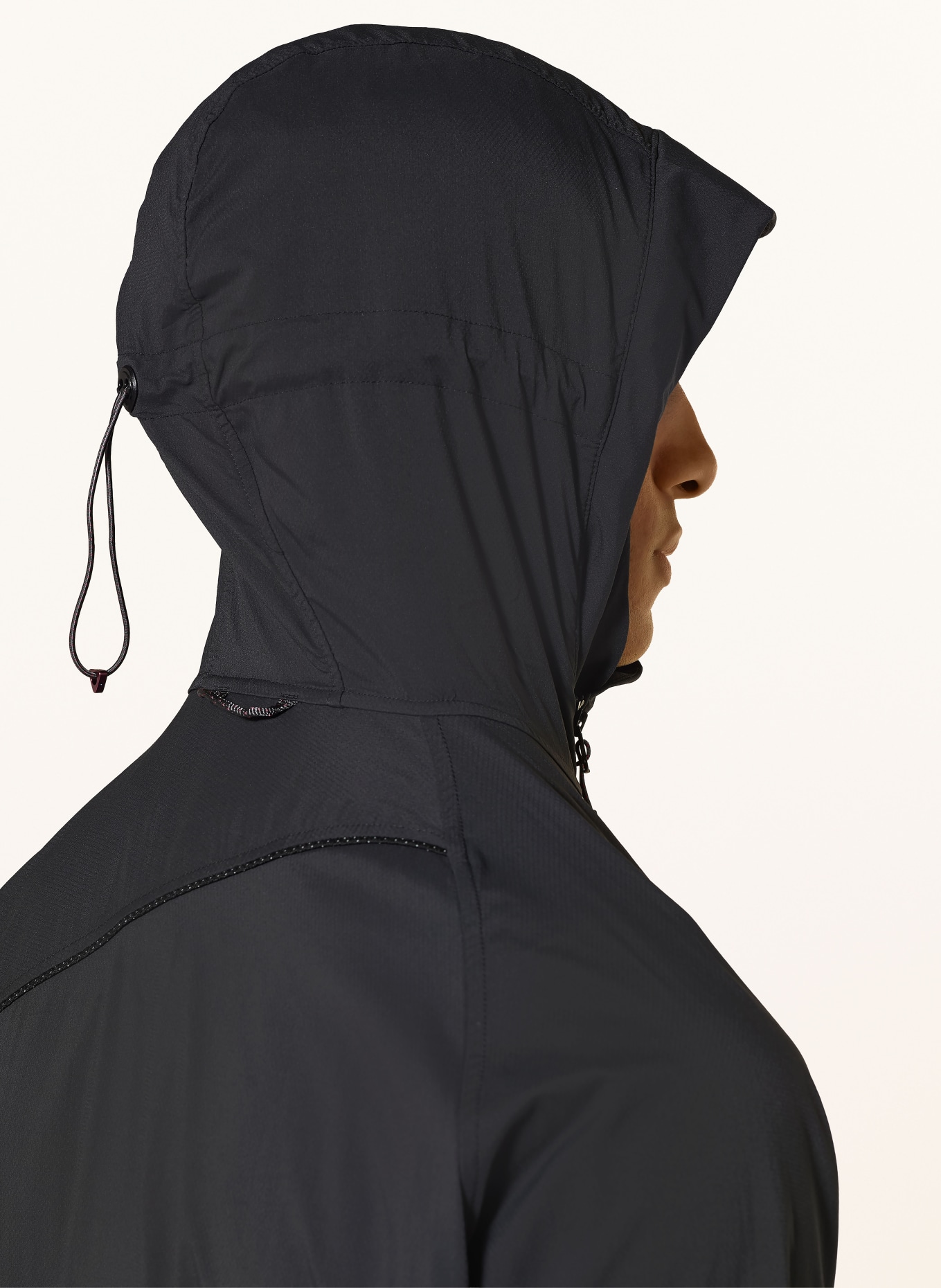 Klättermusen Wiatrówka NAL: CZARNY