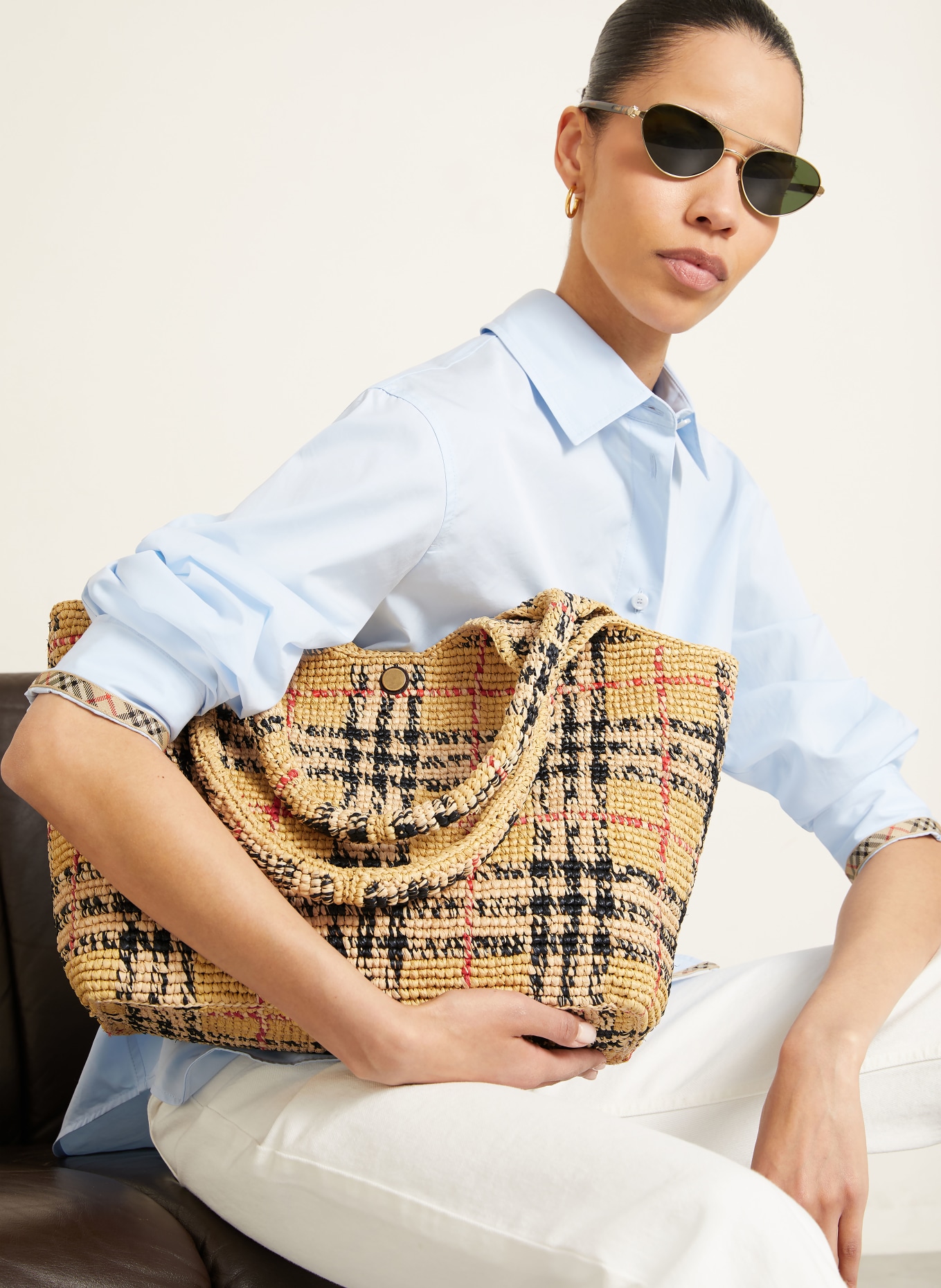 BURBERRY boodschappentas: BEIGE / ROOD / ZWART