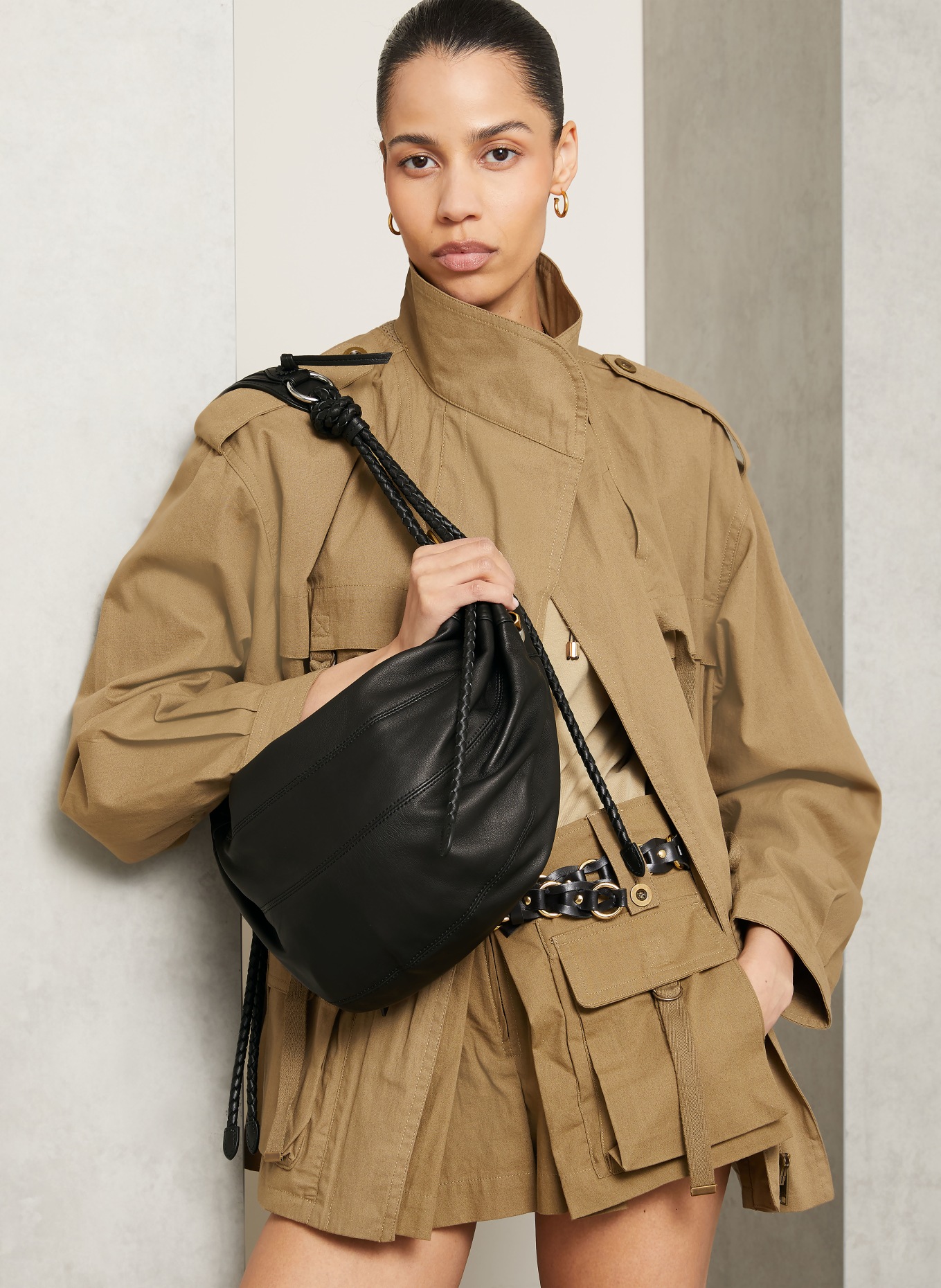 ISABEL MARANT Schoudertas MAIA MEDIUM: ZWART