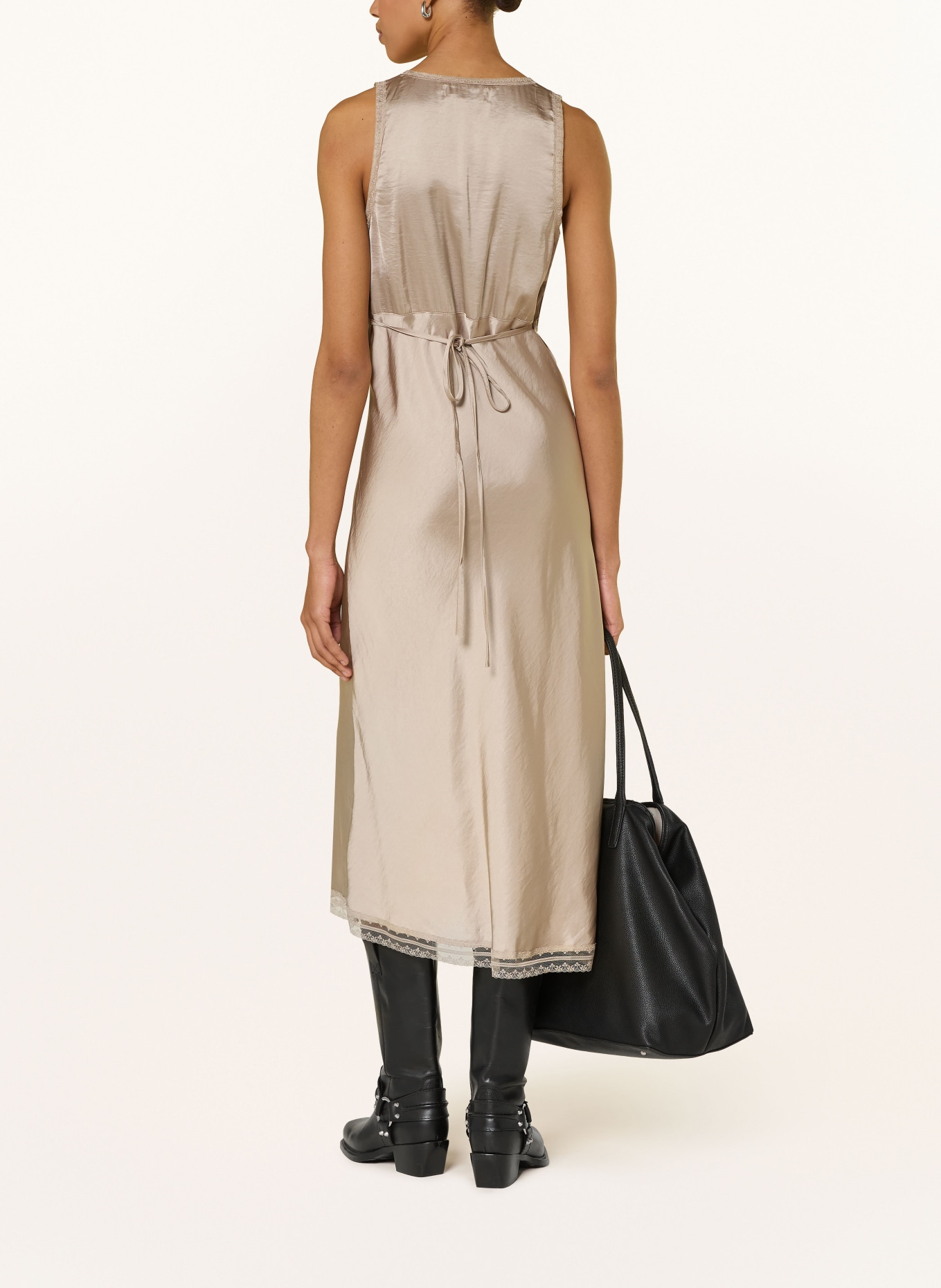 lollys laundry Satijnen jurk CLARILL met kant: BEIGE