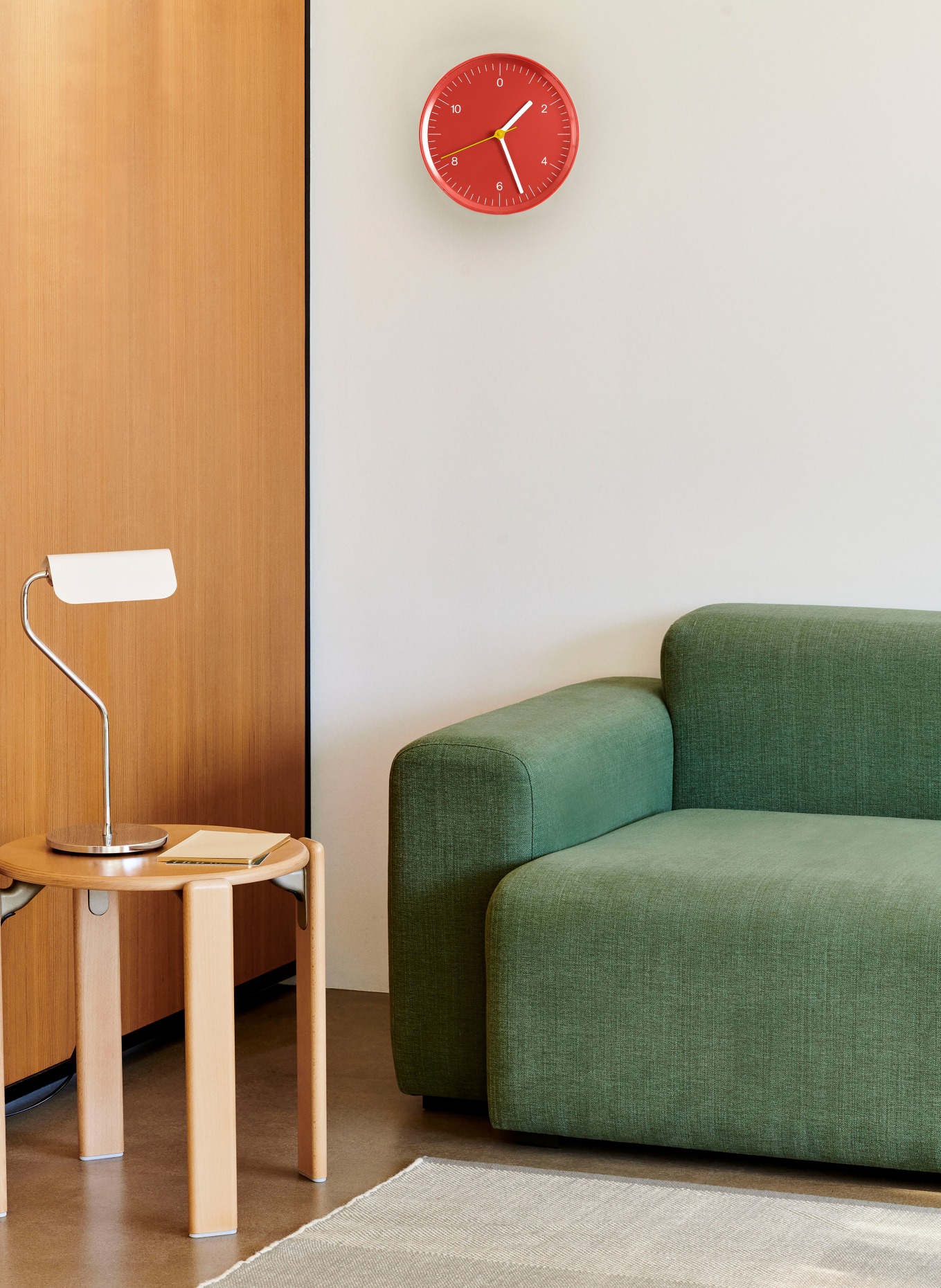 HAY Zegar ścienny: CZERWONY