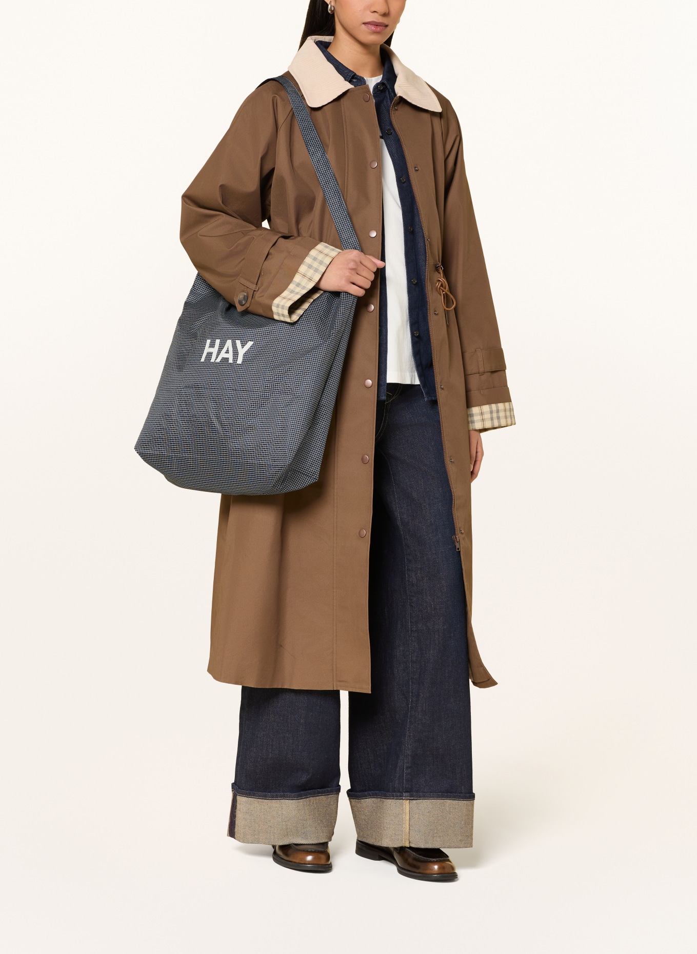 HAY boodschappentas: DONKERBLAUW / WIT